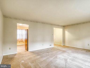 EDGEWATER VILLAGE - Residential Lease