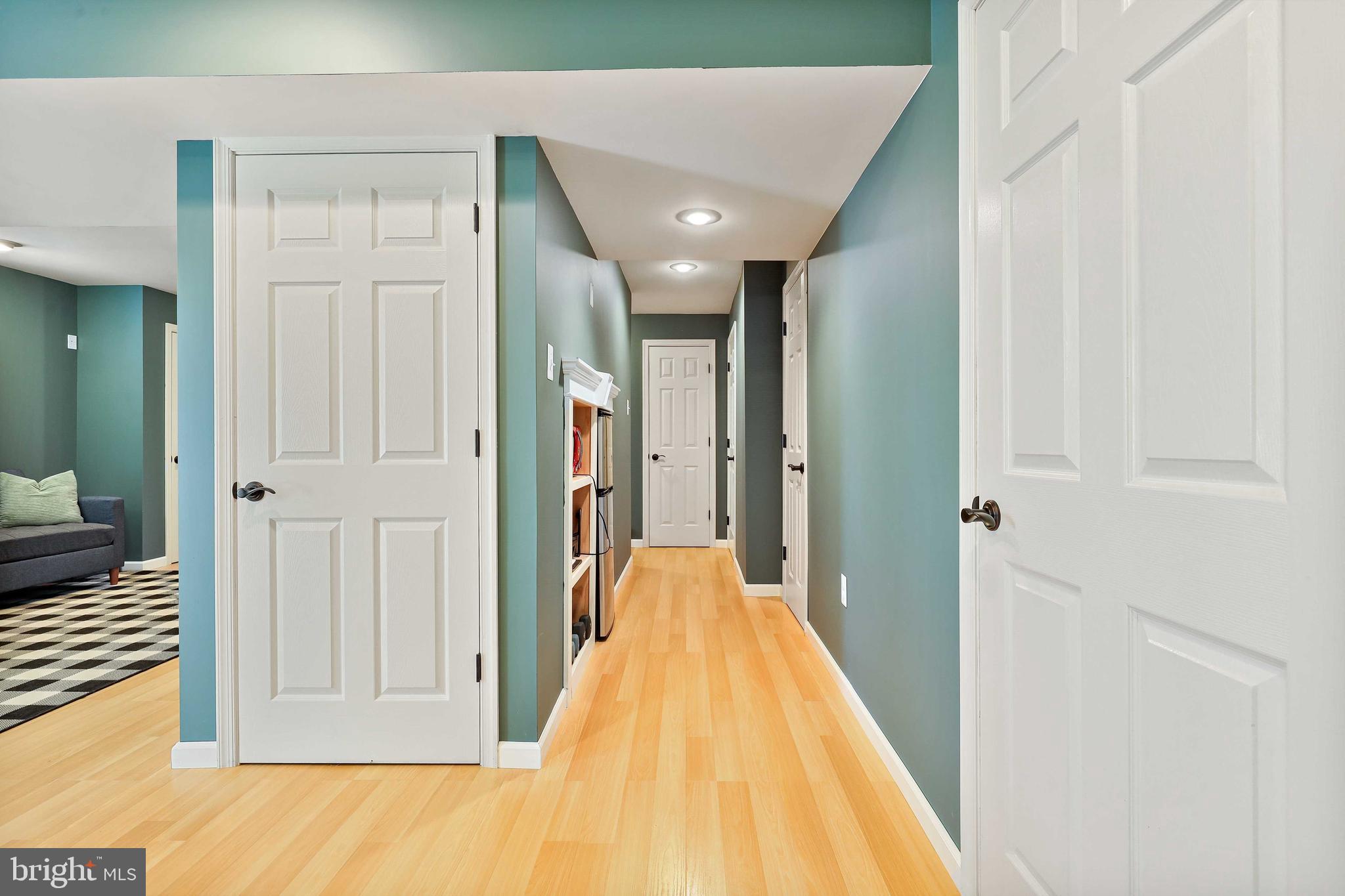 IRWINS CHOICE - Residential