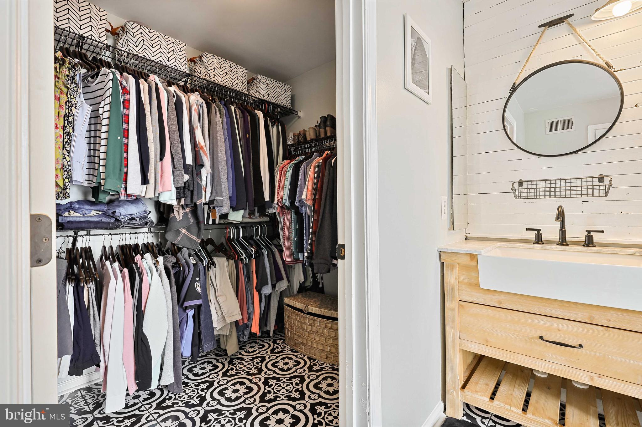 IRWINS CHOICE - Residential