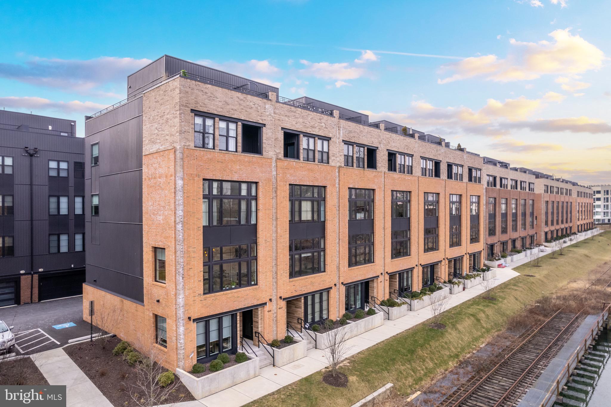 MANAYUNK - Residential