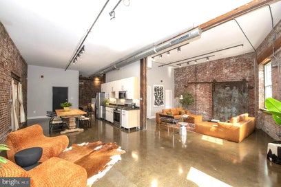2135 E SUSQUEHANNA AVENUE 00 1A PHILADELPHIA PA 19125