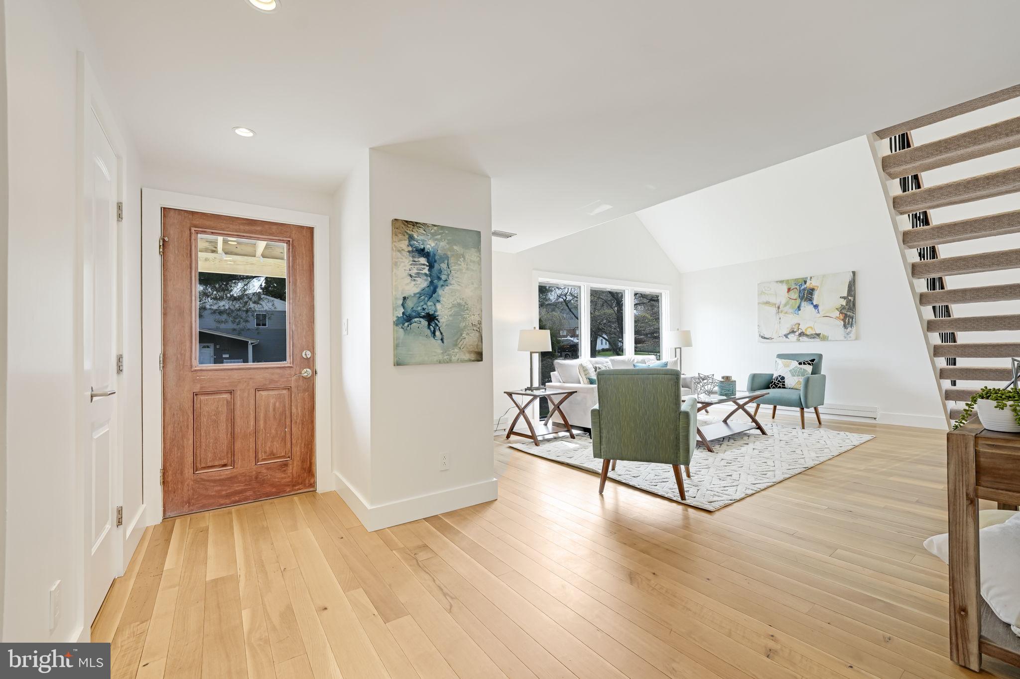 MADISON MANOR - Residential