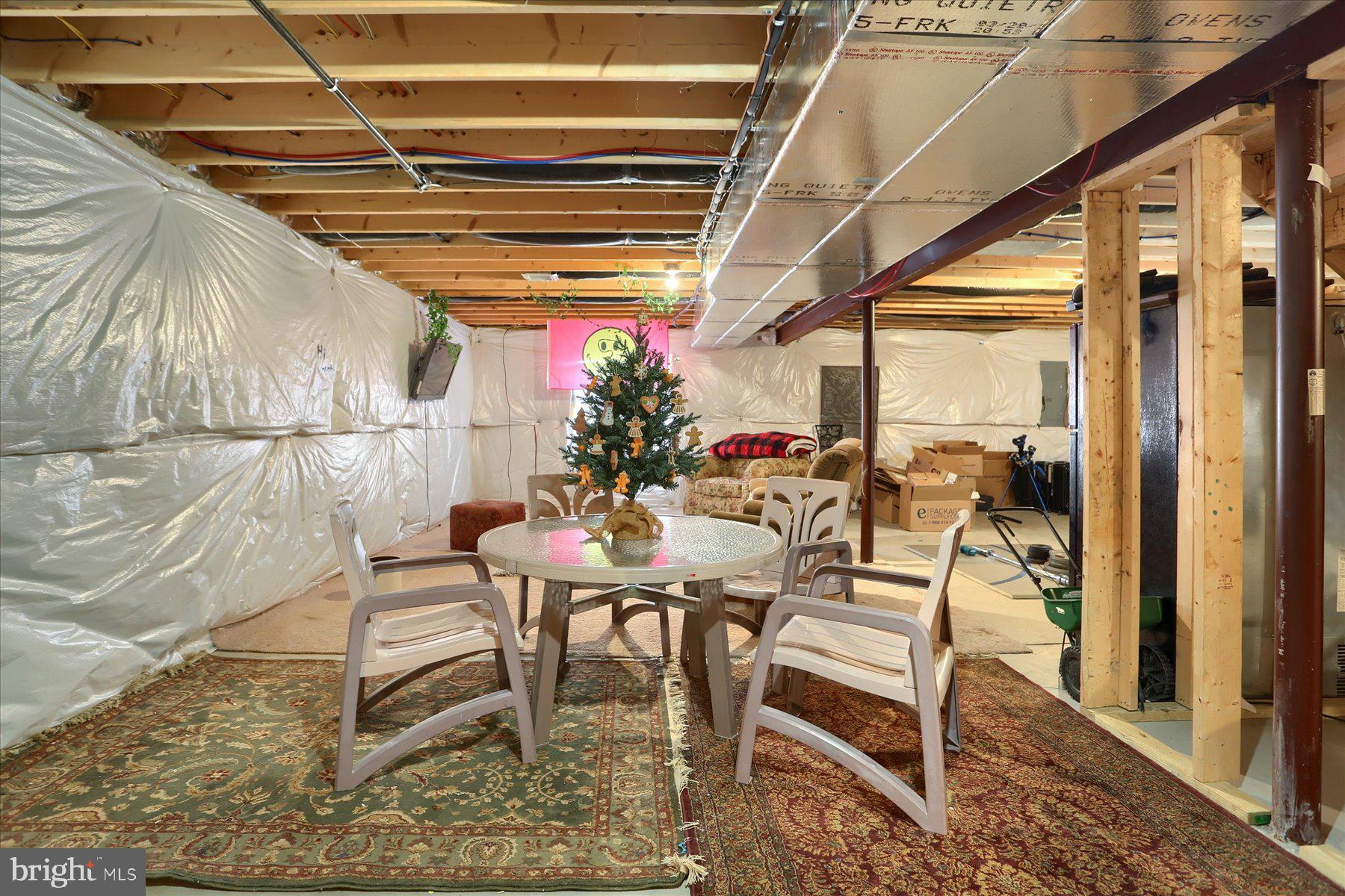 GRANTHAM CROSSING - Residential