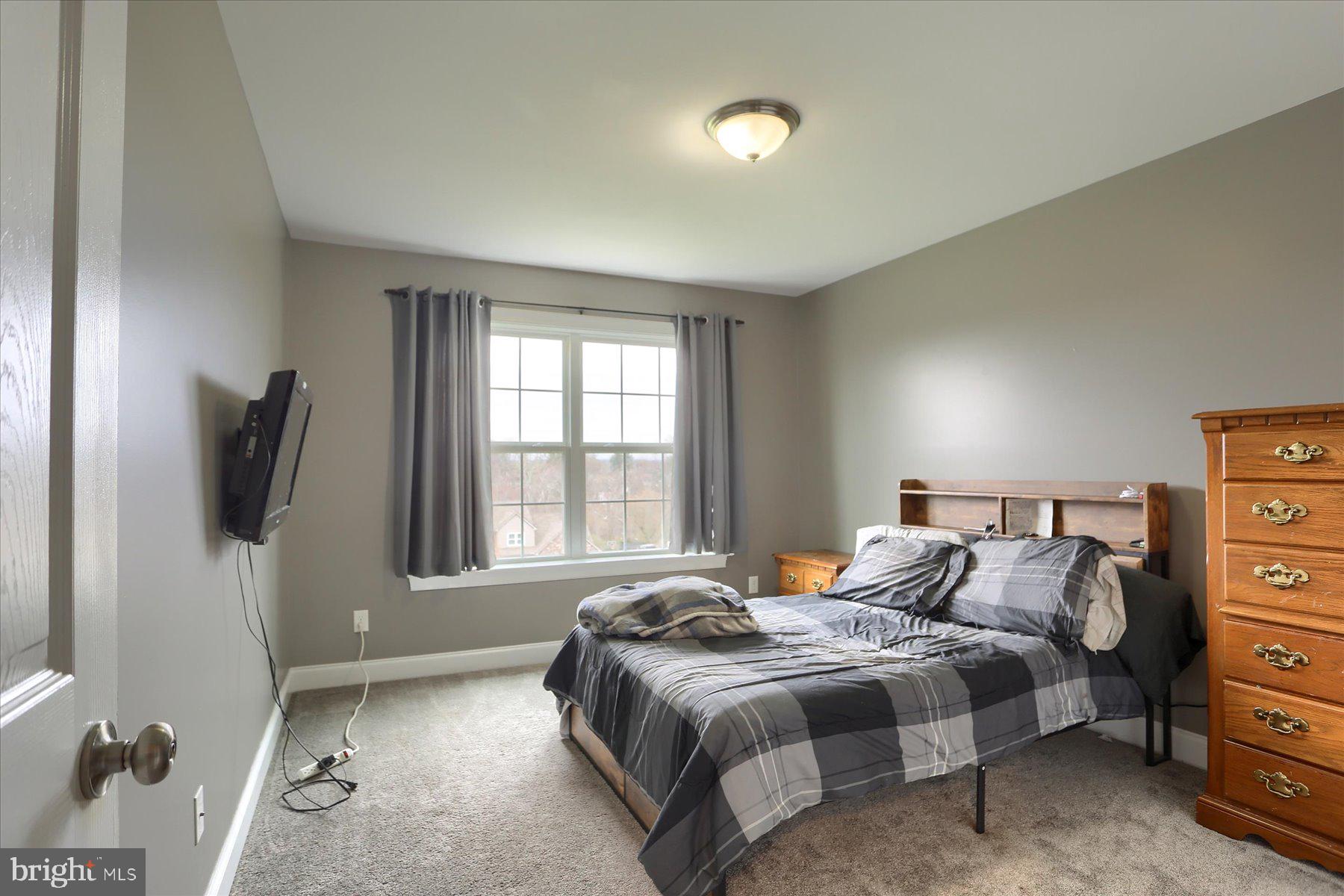 GRANTHAM CROSSING - Residential