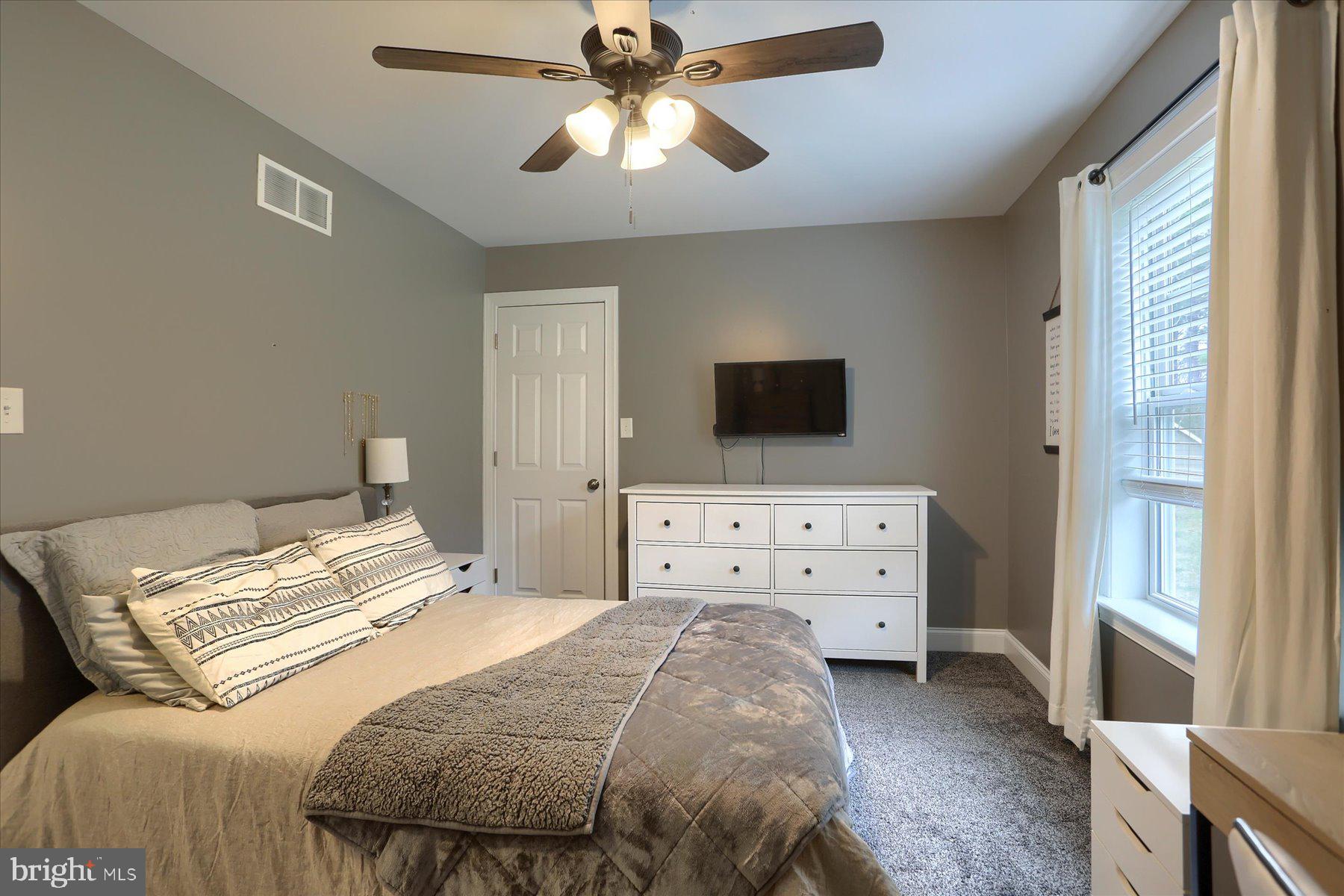 GRANTHAM CROSSING - Residential