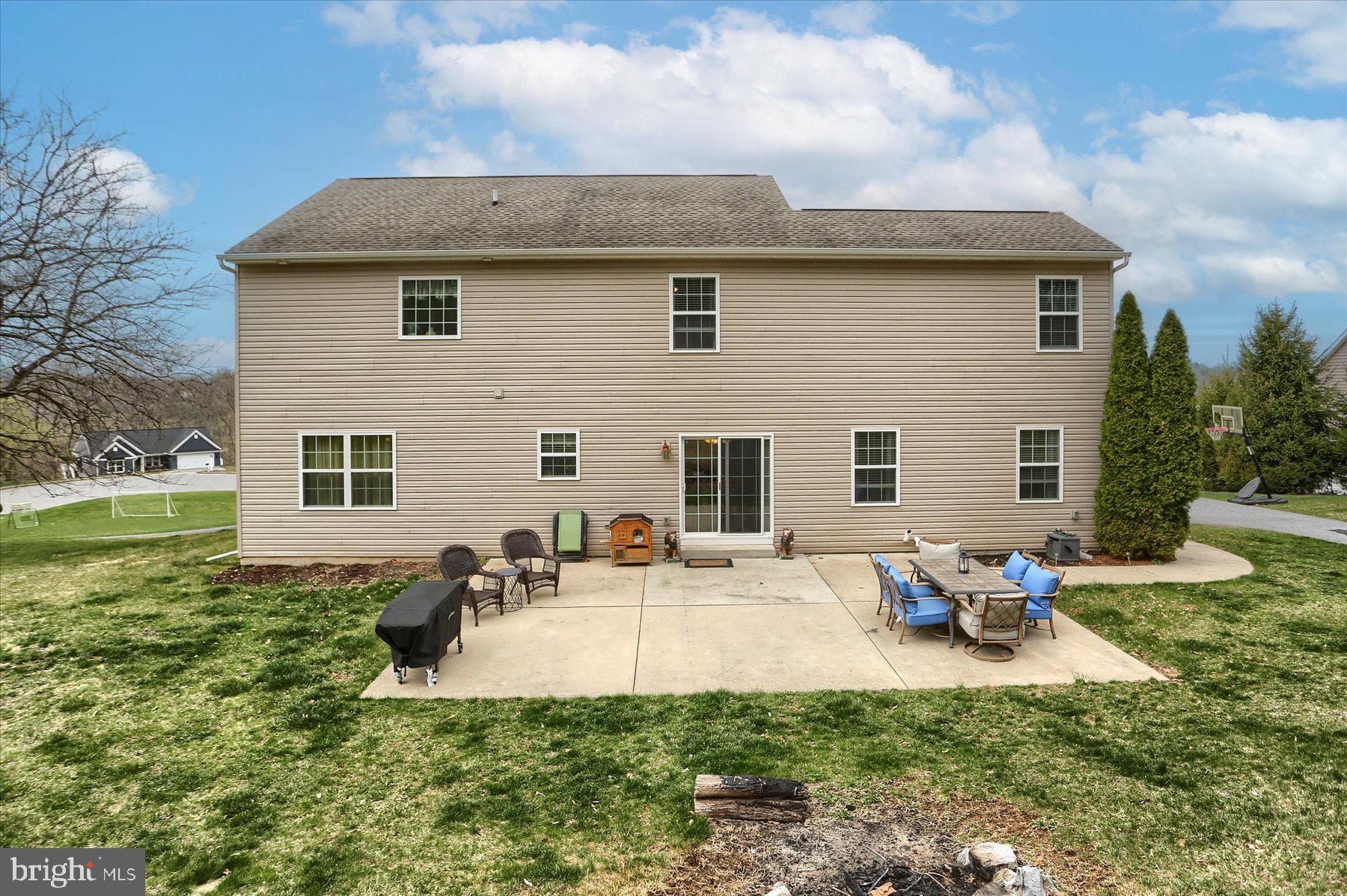 GRANTHAM CROSSING - Residential