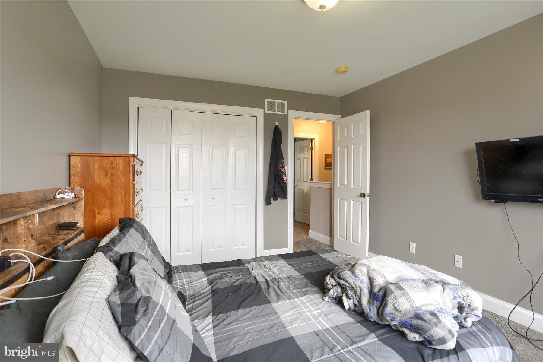 GRANTHAM CROSSING - Residential