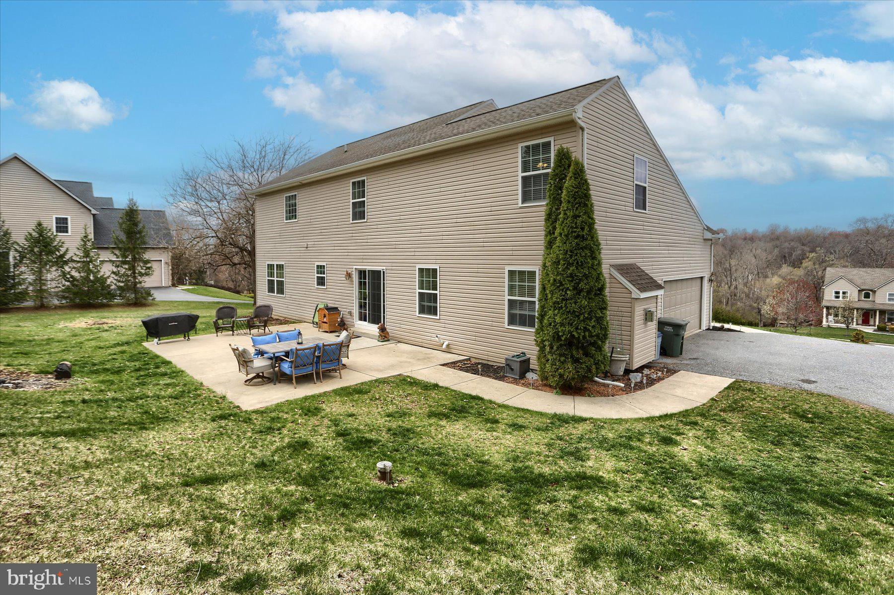 GRANTHAM CROSSING - Residential