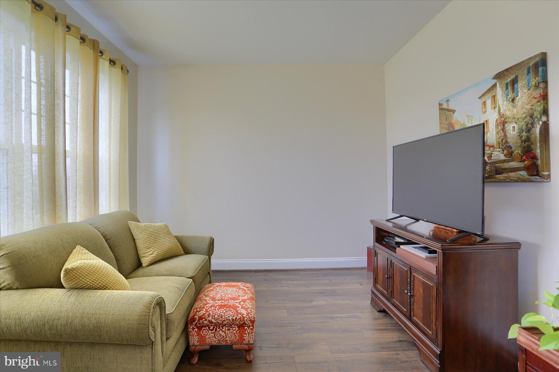 GRANTHAM CROSSING - Residential