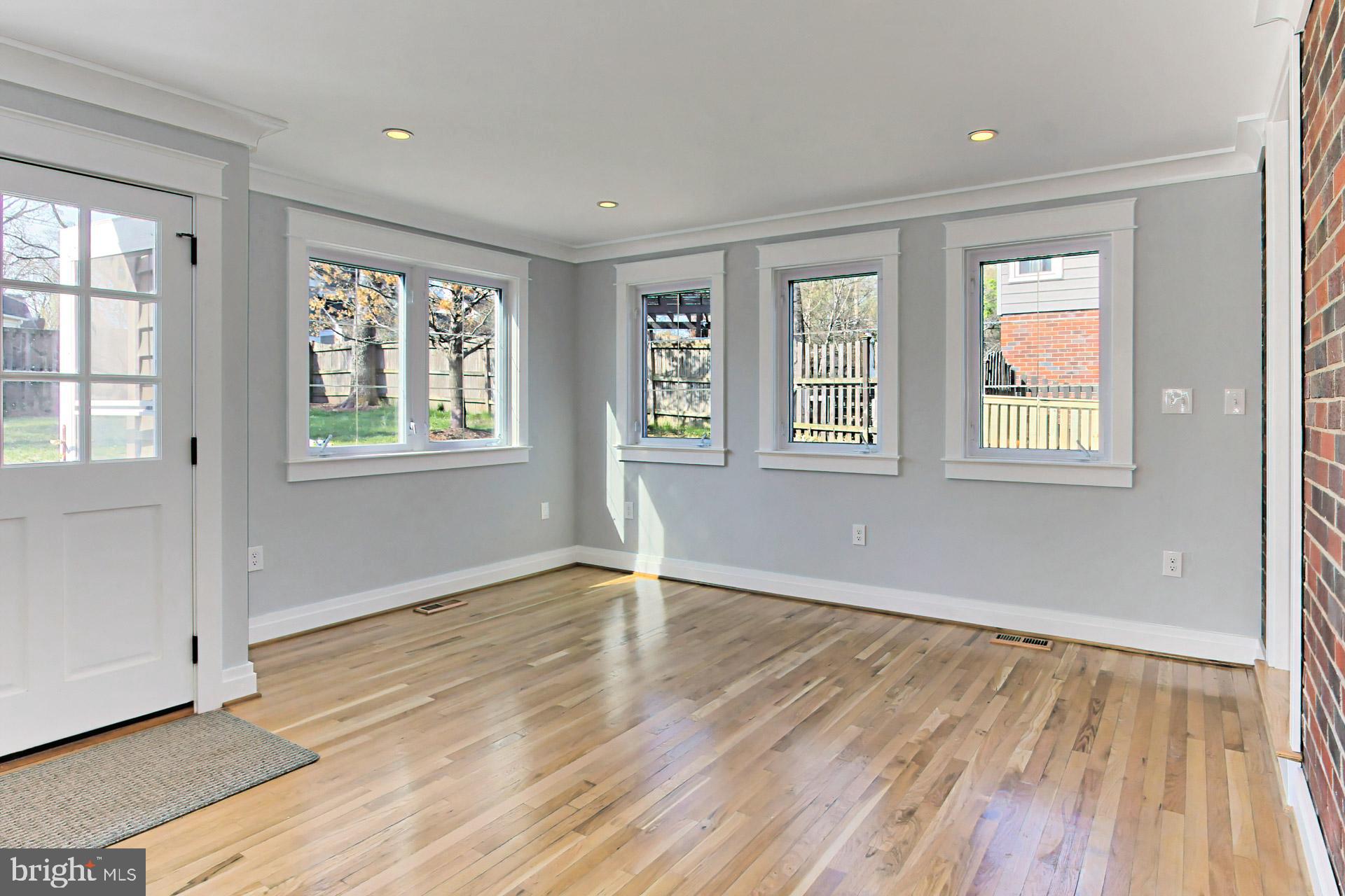 BEVERLY HILLS - Residential