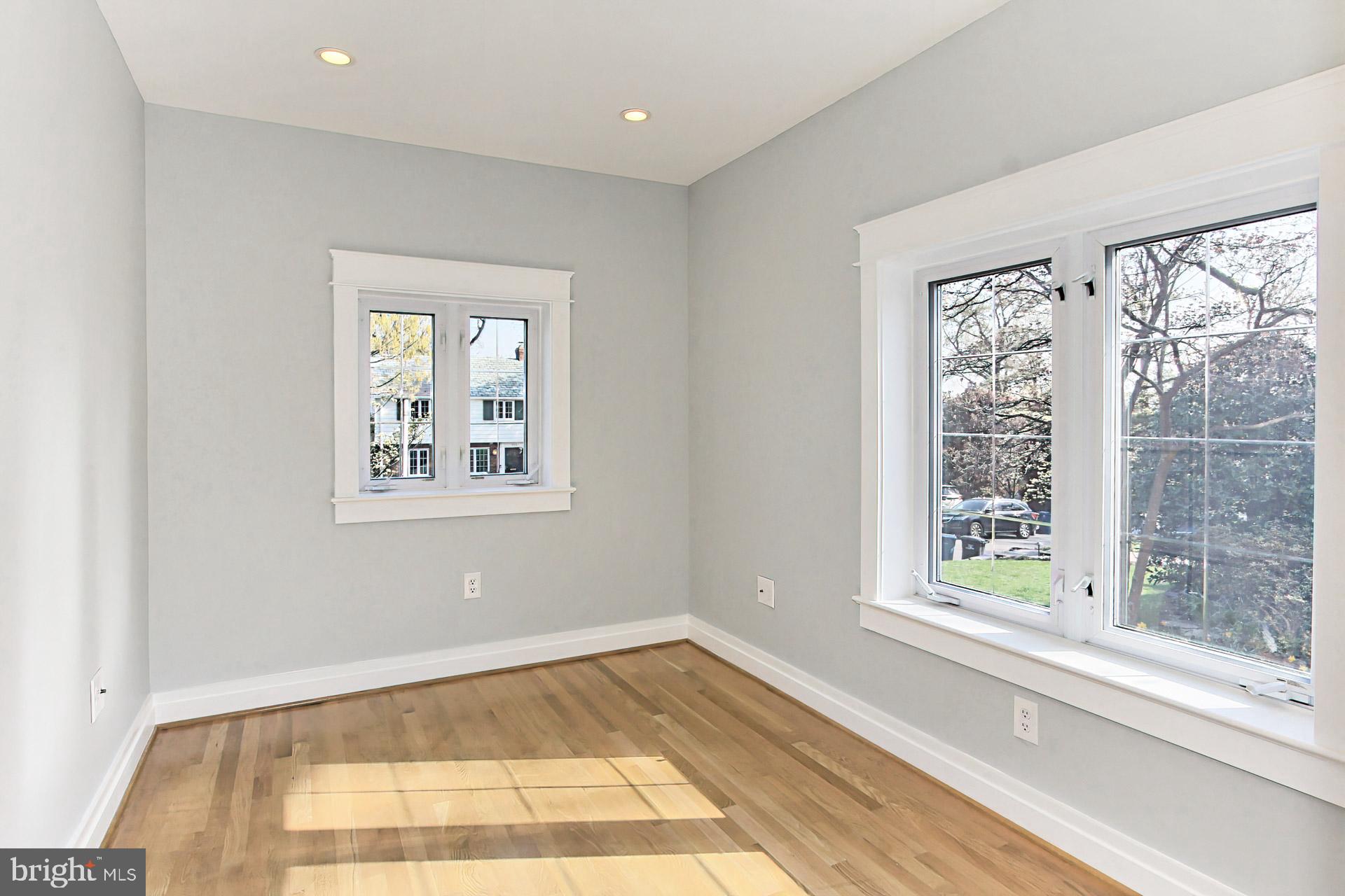 BEVERLY HILLS - Residential