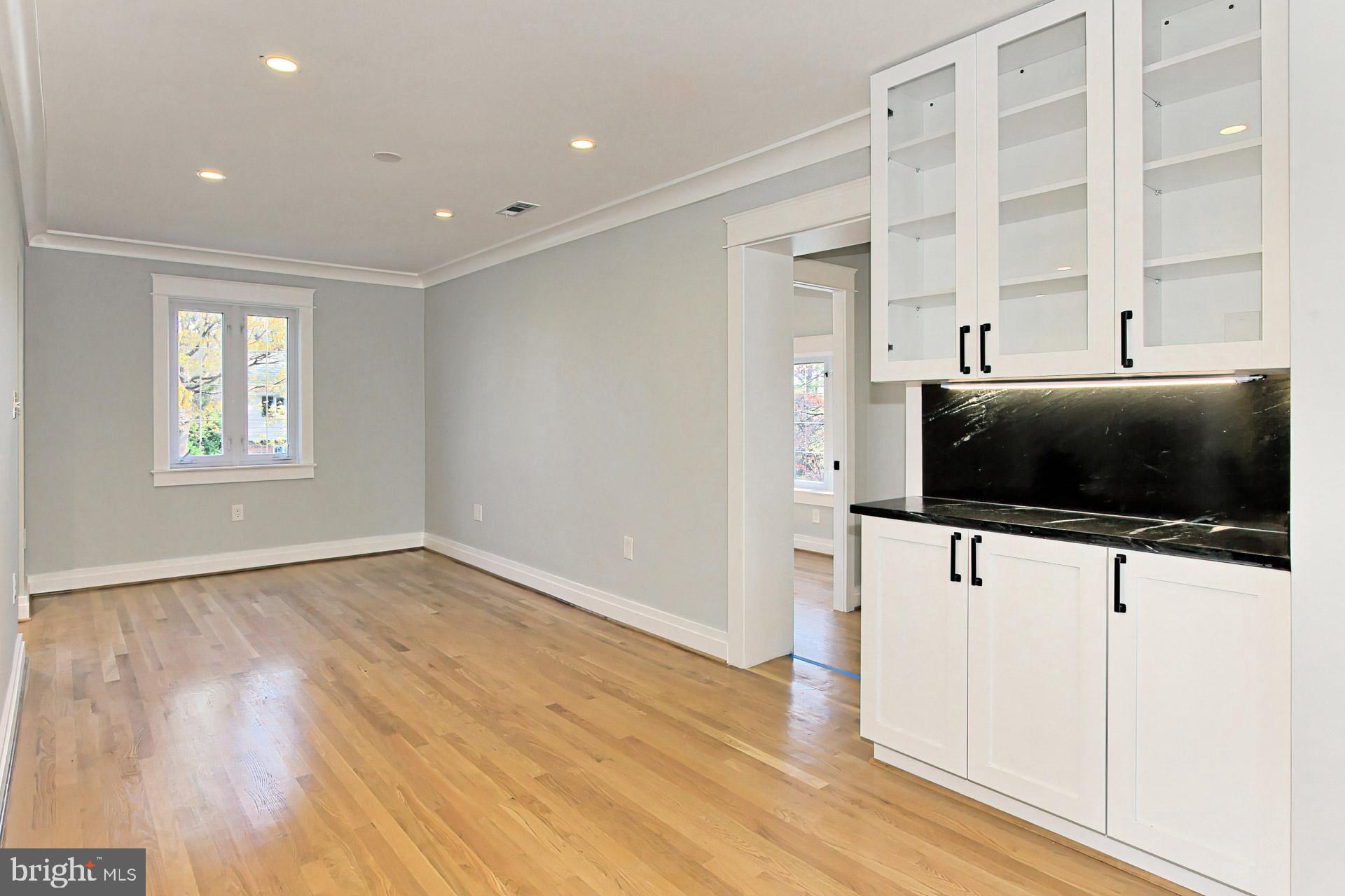 BEVERLY HILLS - Residential