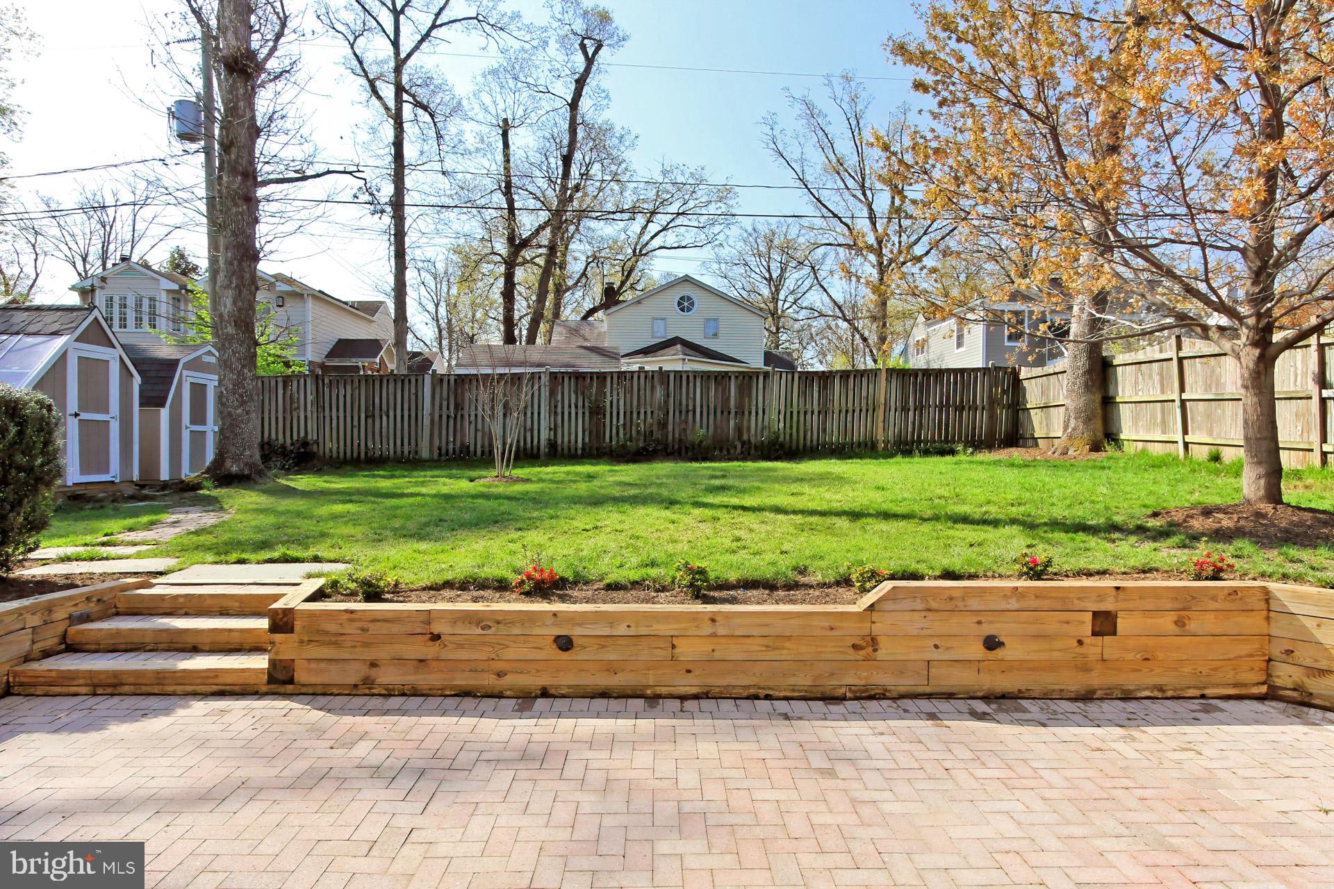 BEVERLY HILLS - Residential