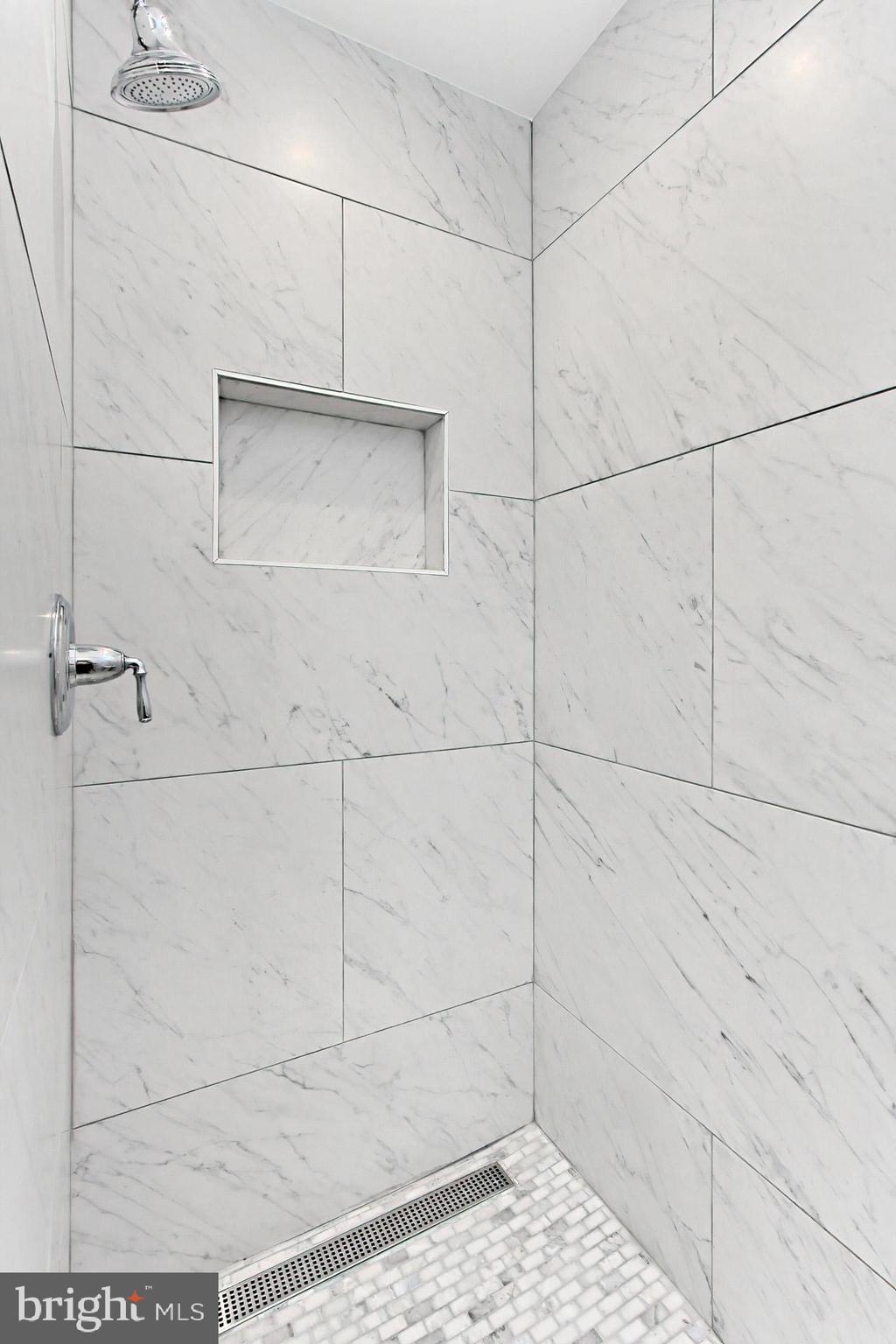 BEVERLY HILLS - Residential