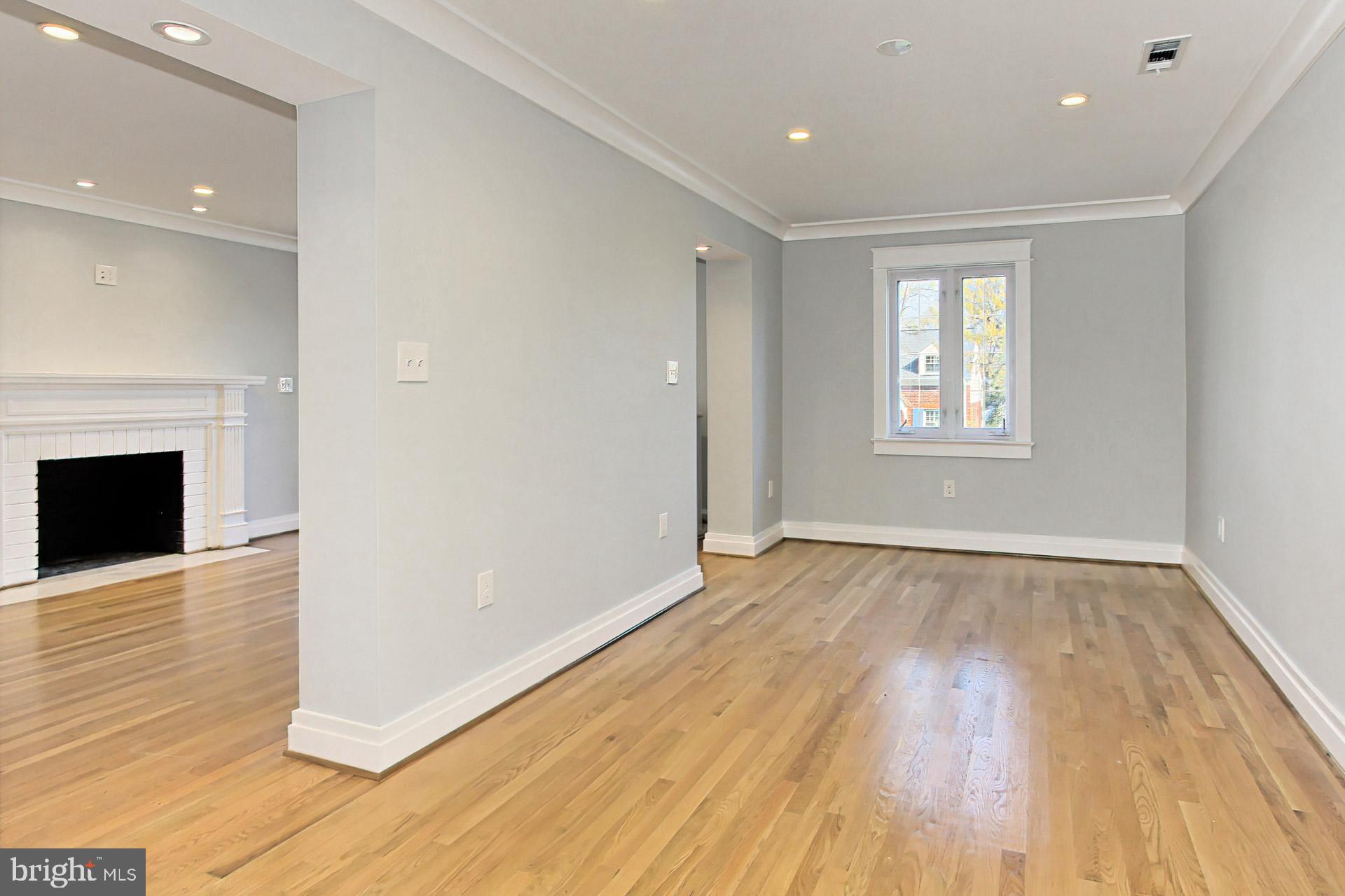 BEVERLY HILLS - Residential