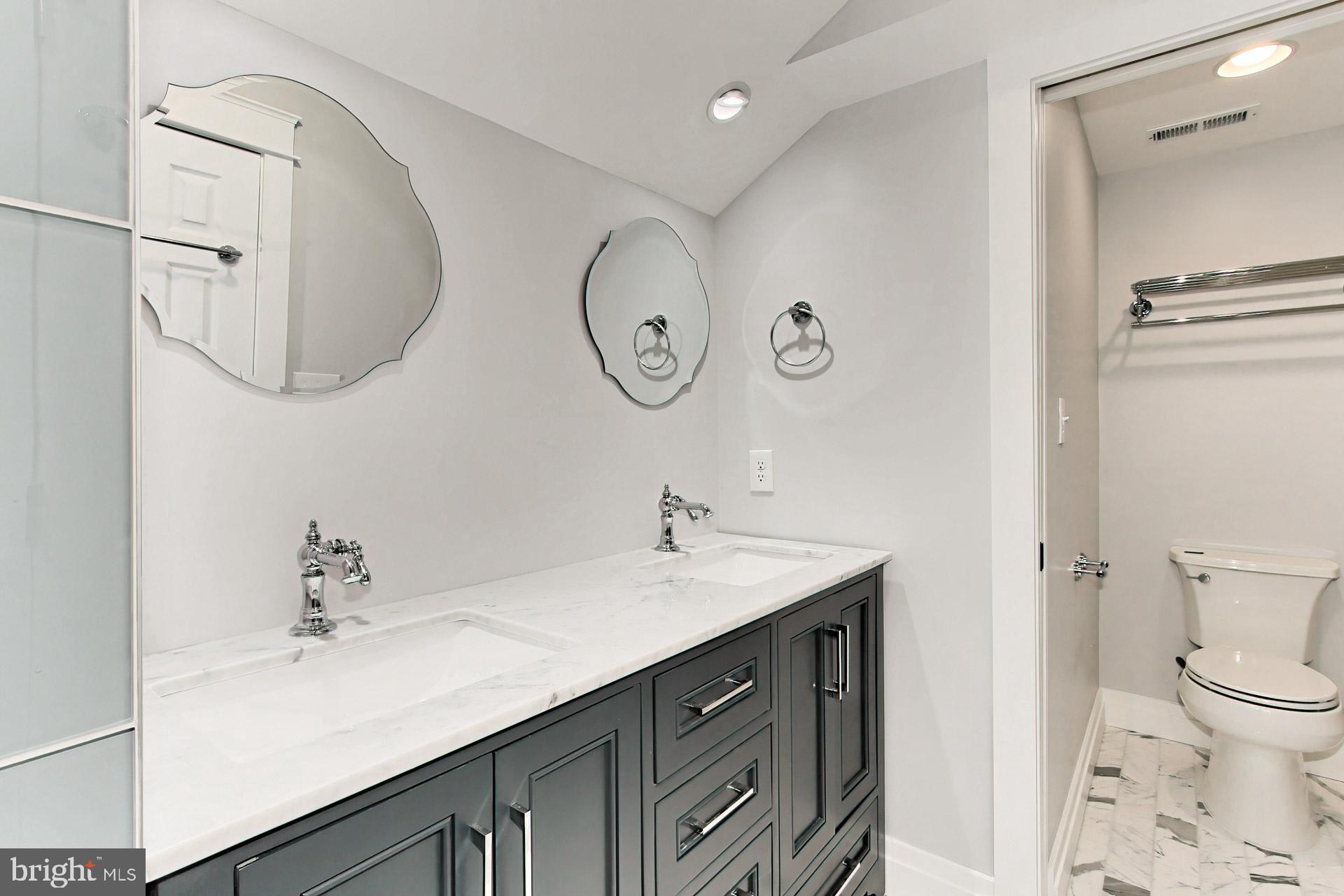 BEVERLY HILLS - Residential