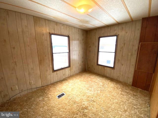 GREEN ACRES - Residential