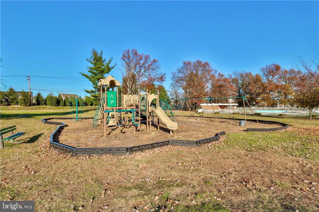 GREEN ACRES - Residential