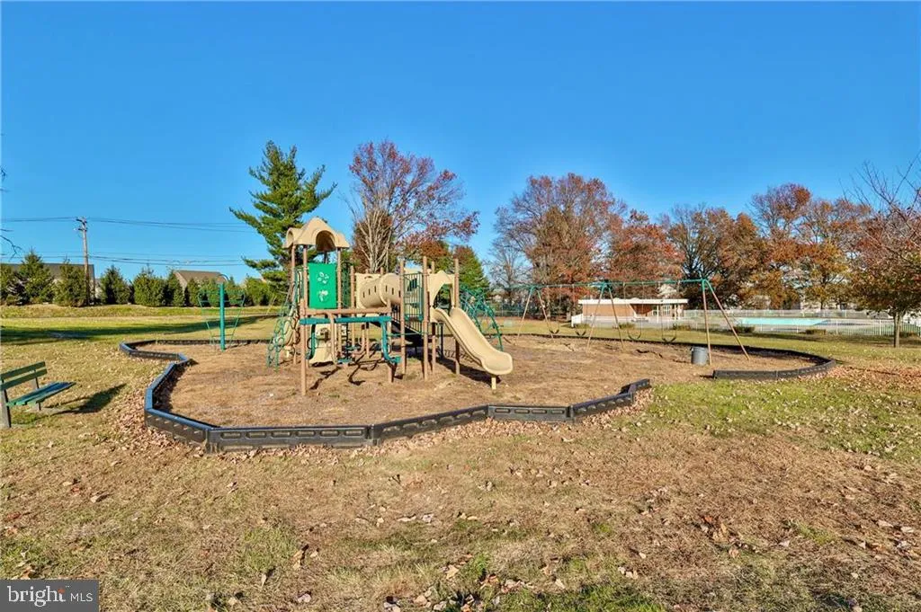 Breinigsville, Pennsylvania 18031, United States, 2 Bedrooms Bedrooms, ,1 BathroomBathrooms,Residential,Active,300