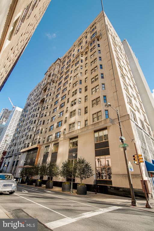 RITTENHOUSE SQUARE - Residential Lease