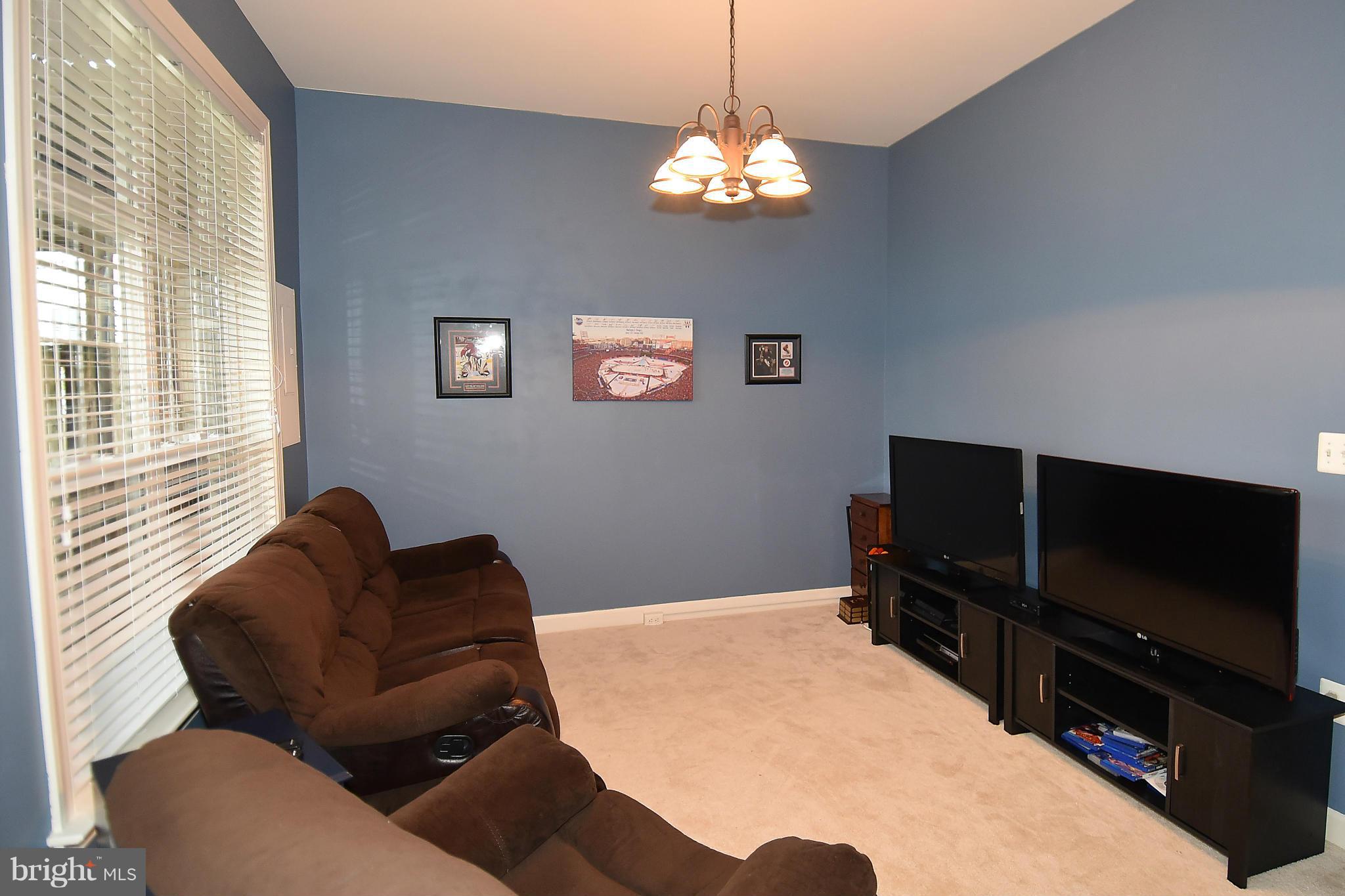 BLOOMS MILL - Residential