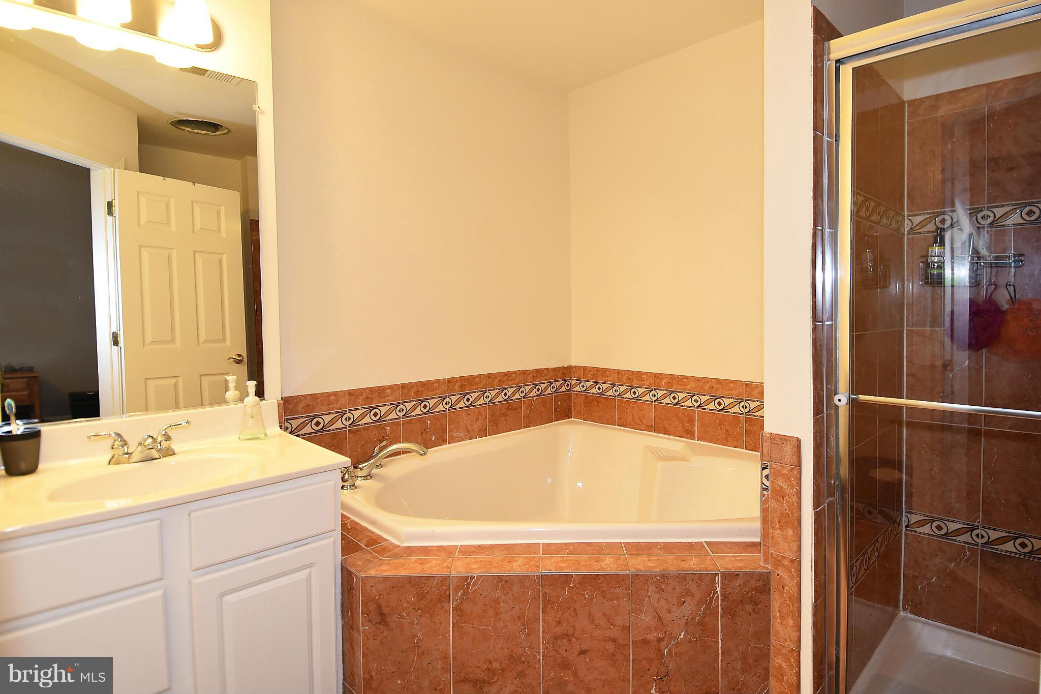 BLOOMS MILL - Residential