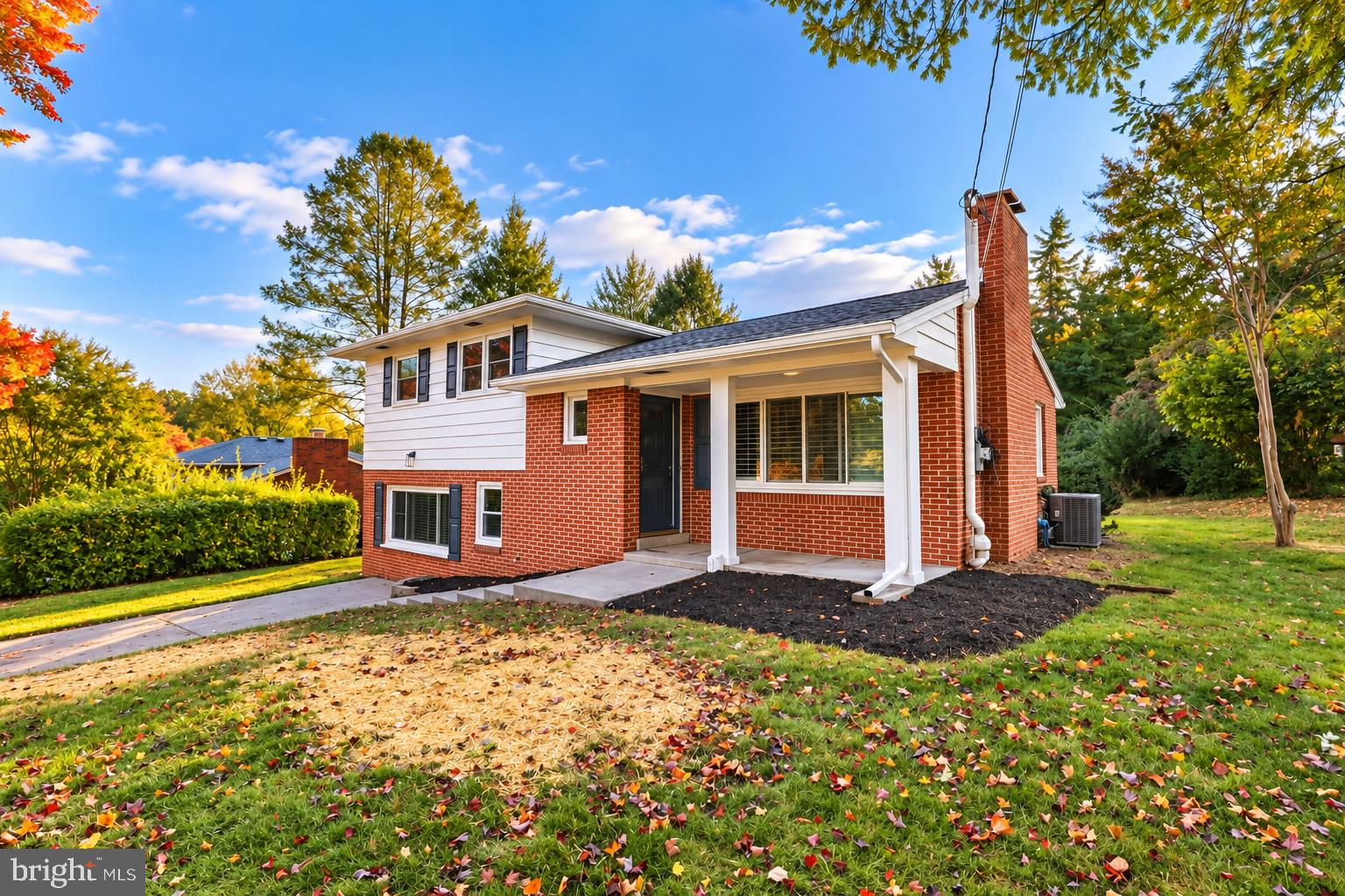 205 RIDGEVIEW ROAD
