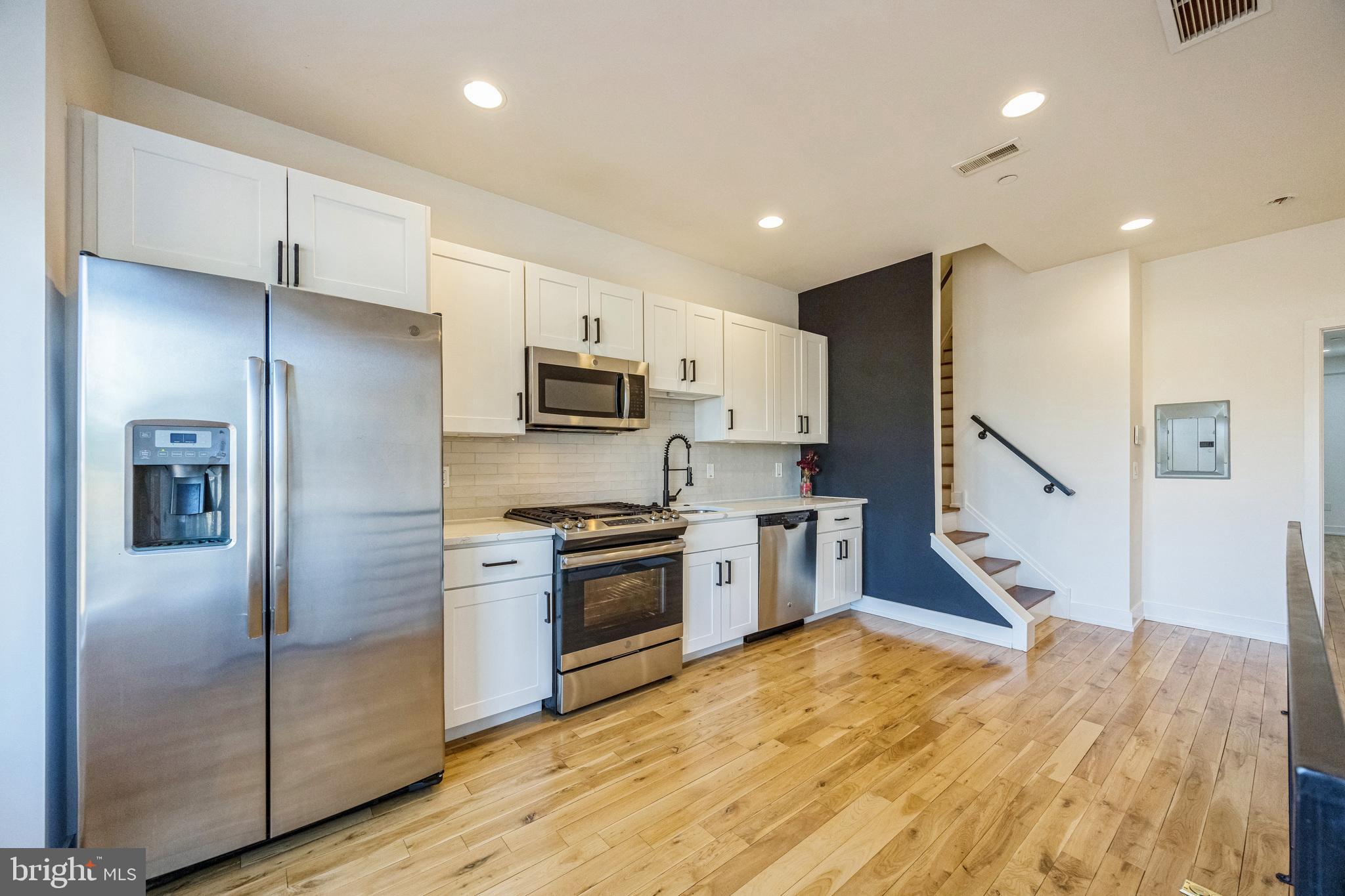 614 W MASTER STREET 2