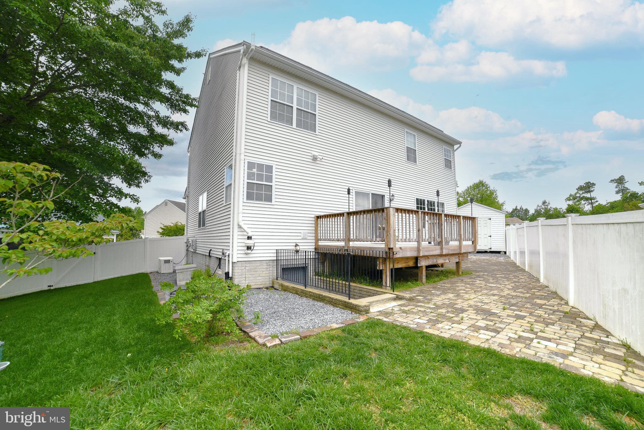 GREENBRIER - Residential Lease