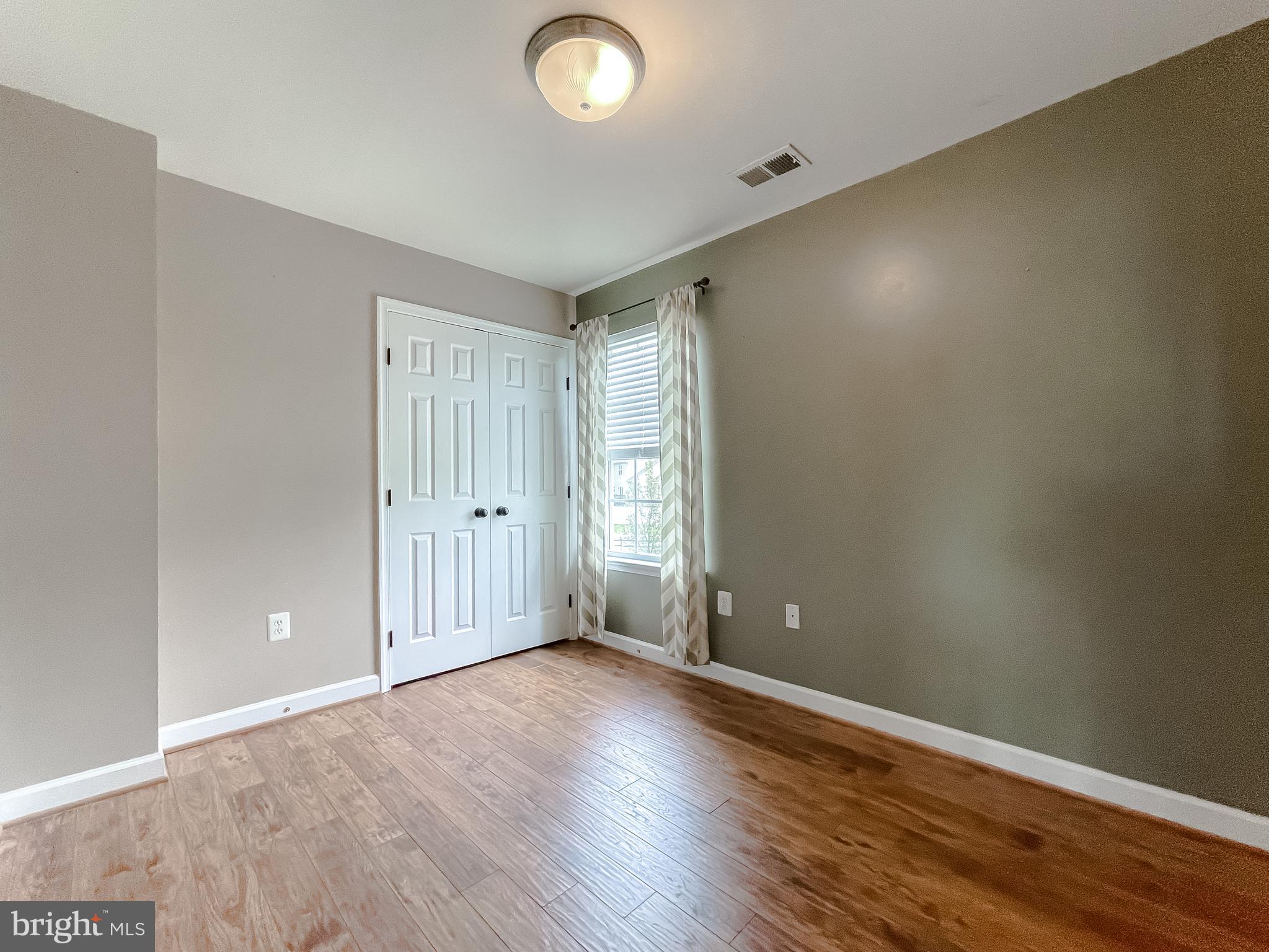 GREENBRIER - Residential Lease