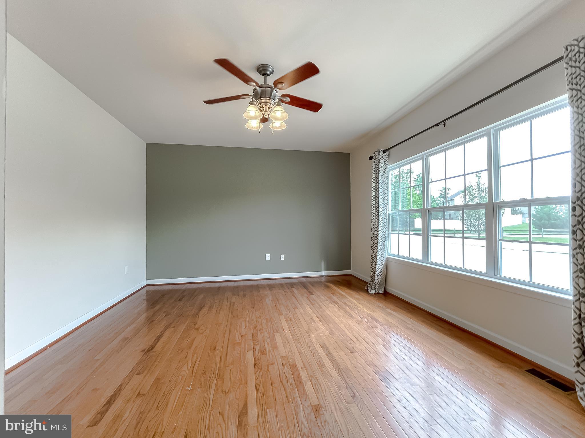 GREENBRIER - Residential Lease