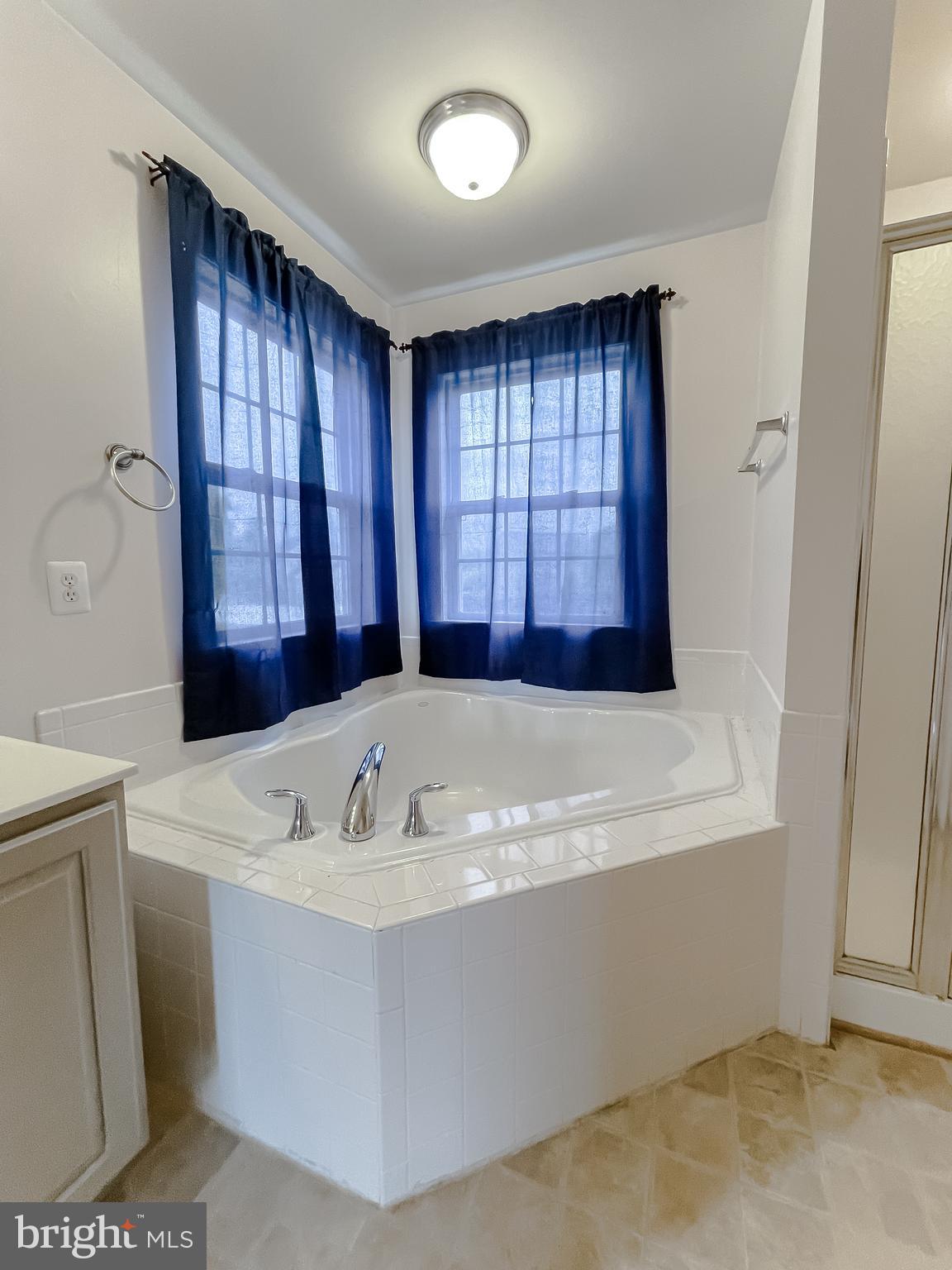 GREENBRIER - Residential Lease