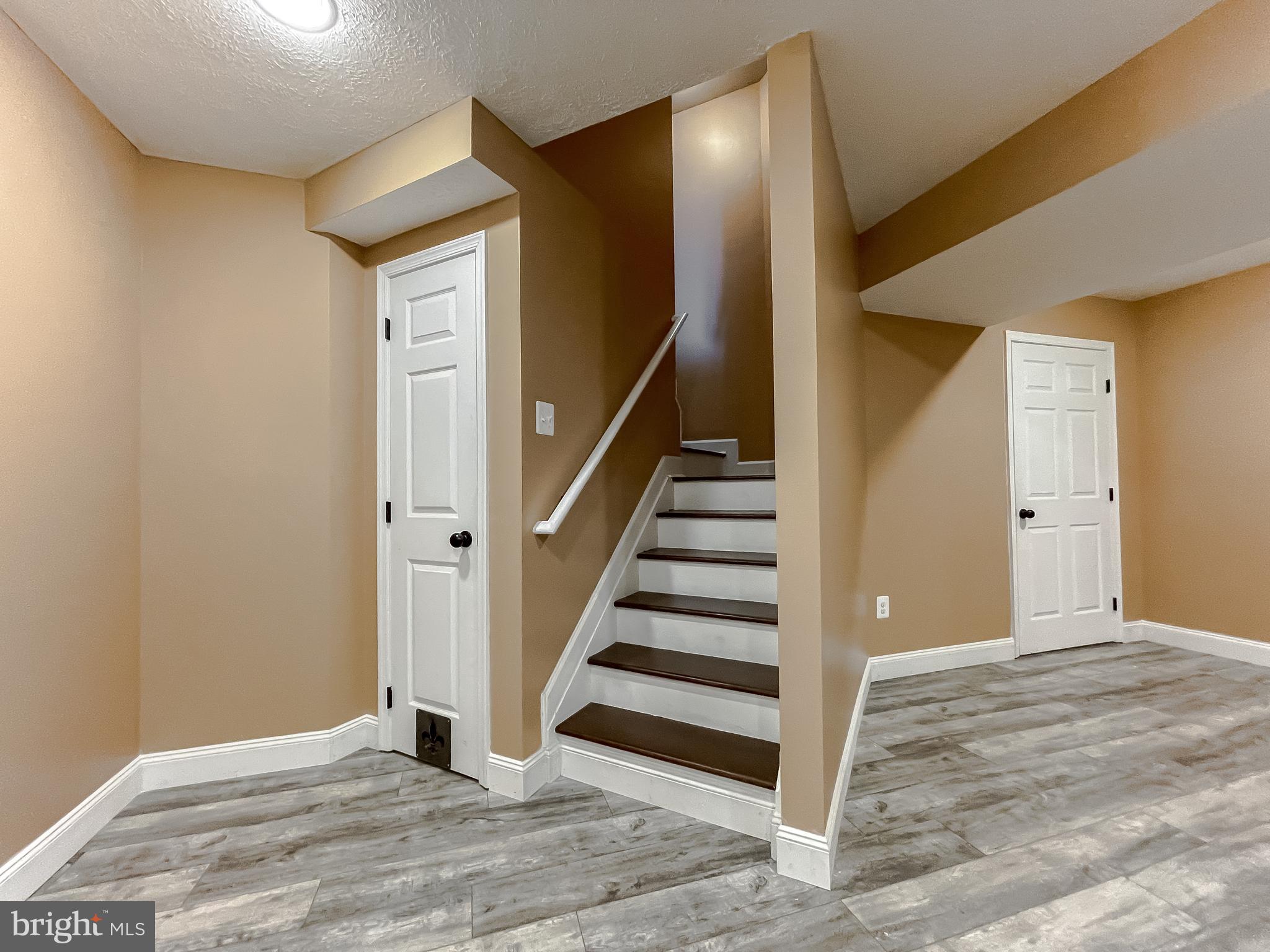 GREENBRIER - Residential Lease