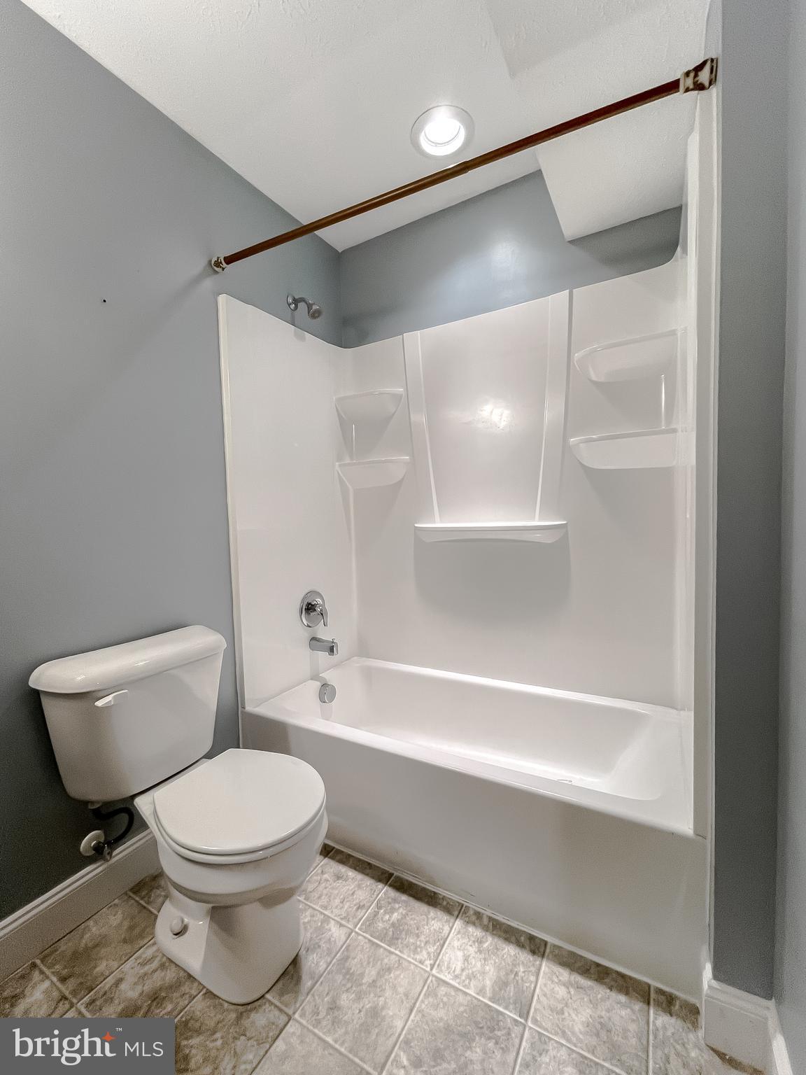 GREENBRIER - Residential Lease