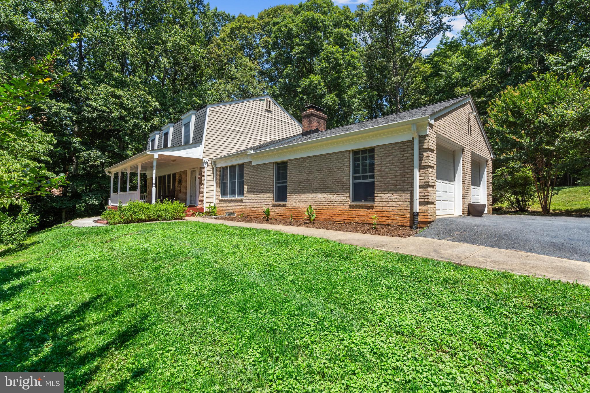 10418 ADEL ROAD