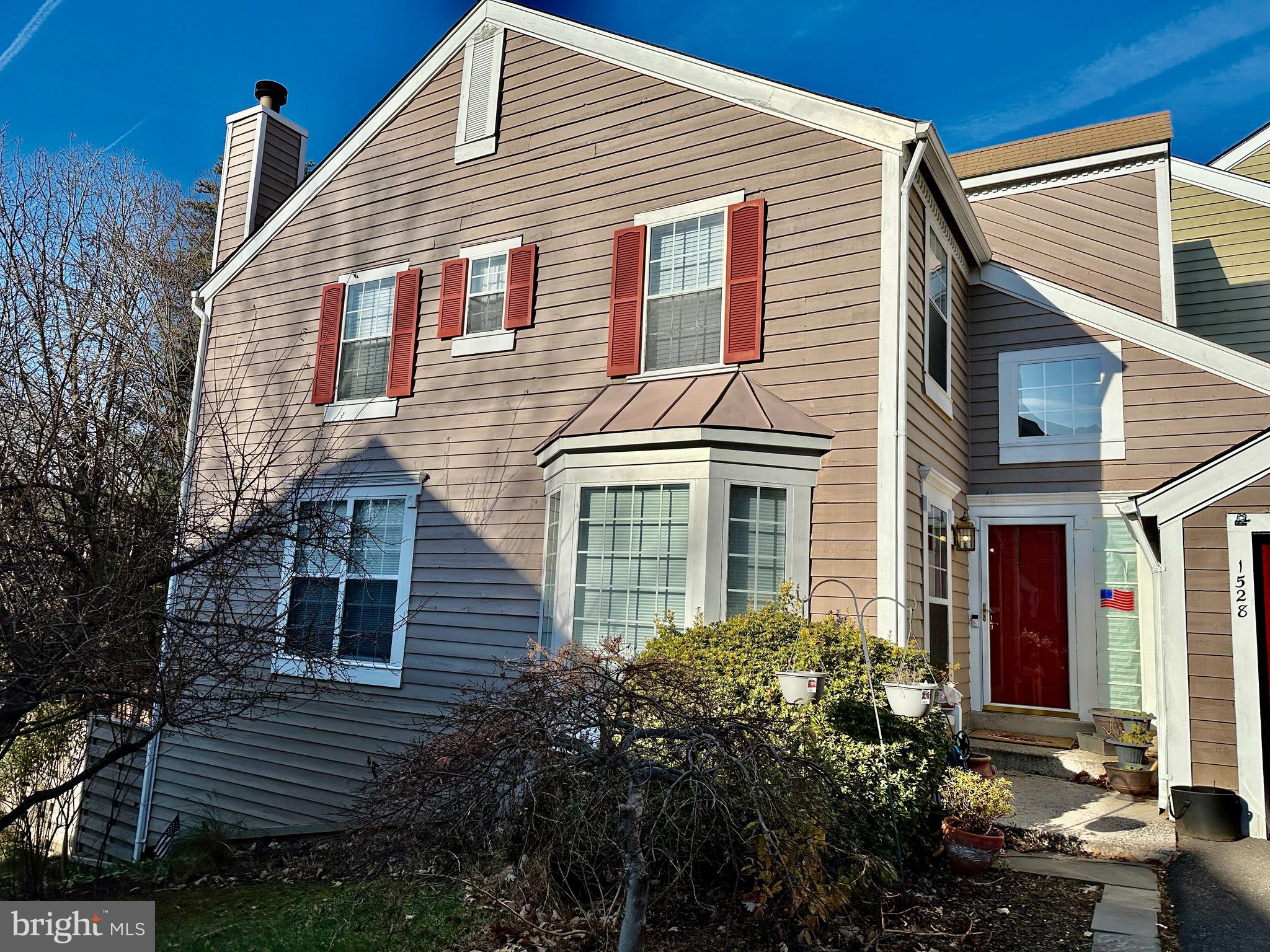 ARBOR WOOD - Residential Lease