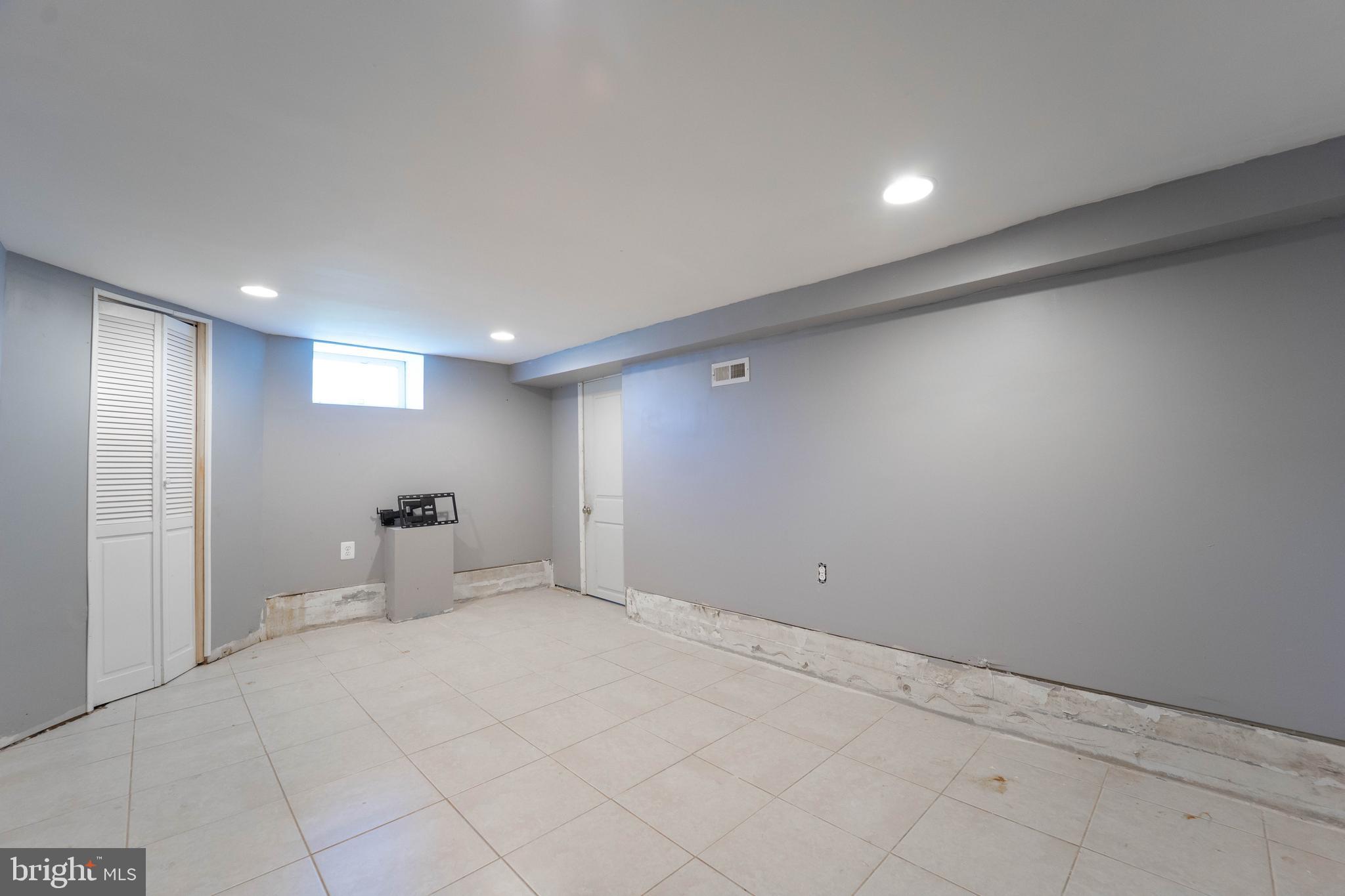 ROSEDALE FARMS - Residential