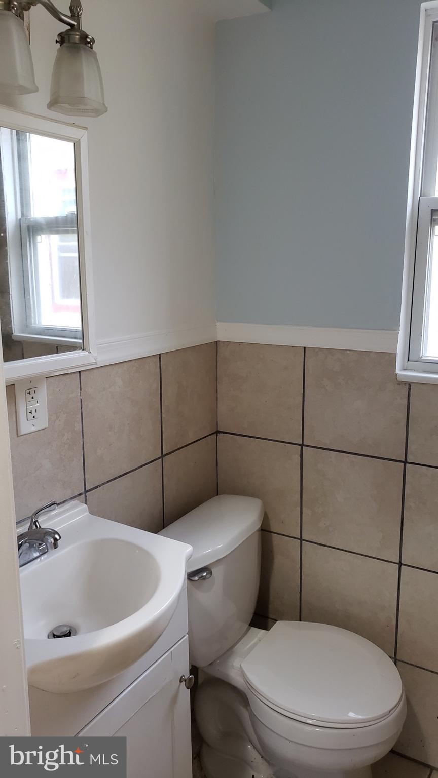 BRISTOL - Residential Lease