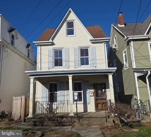 Photo of 531 Broad Street, BEVERLY, NJ 08010 (MLS # NJBL2107938)