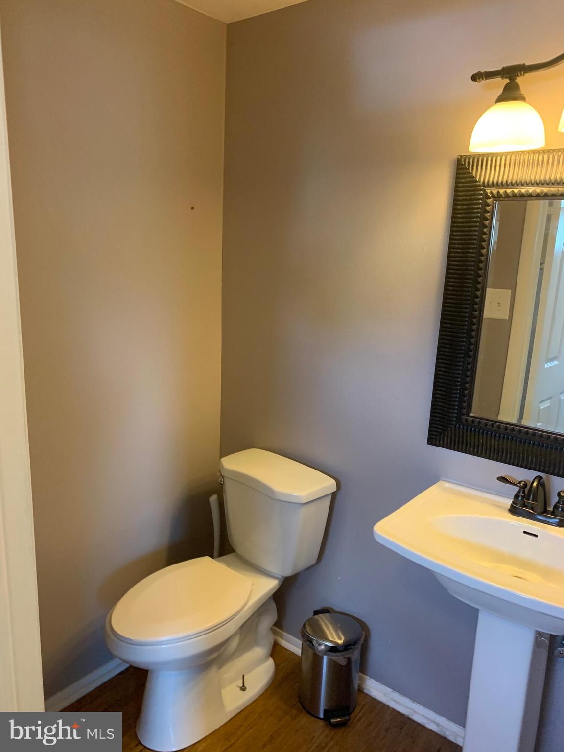 WOODS EDGE TOWNHOME CONDOMINIUMS - Residential