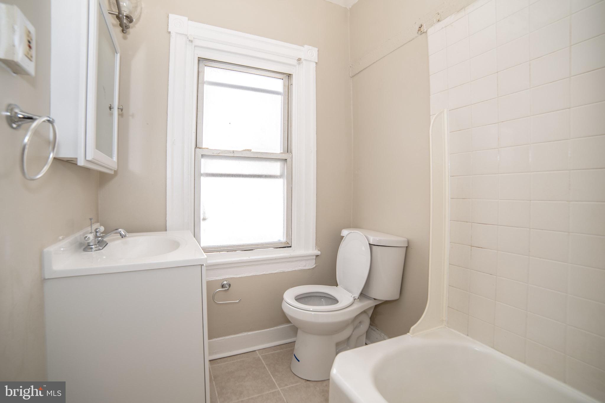 COLLINGDALE - Residential Lease