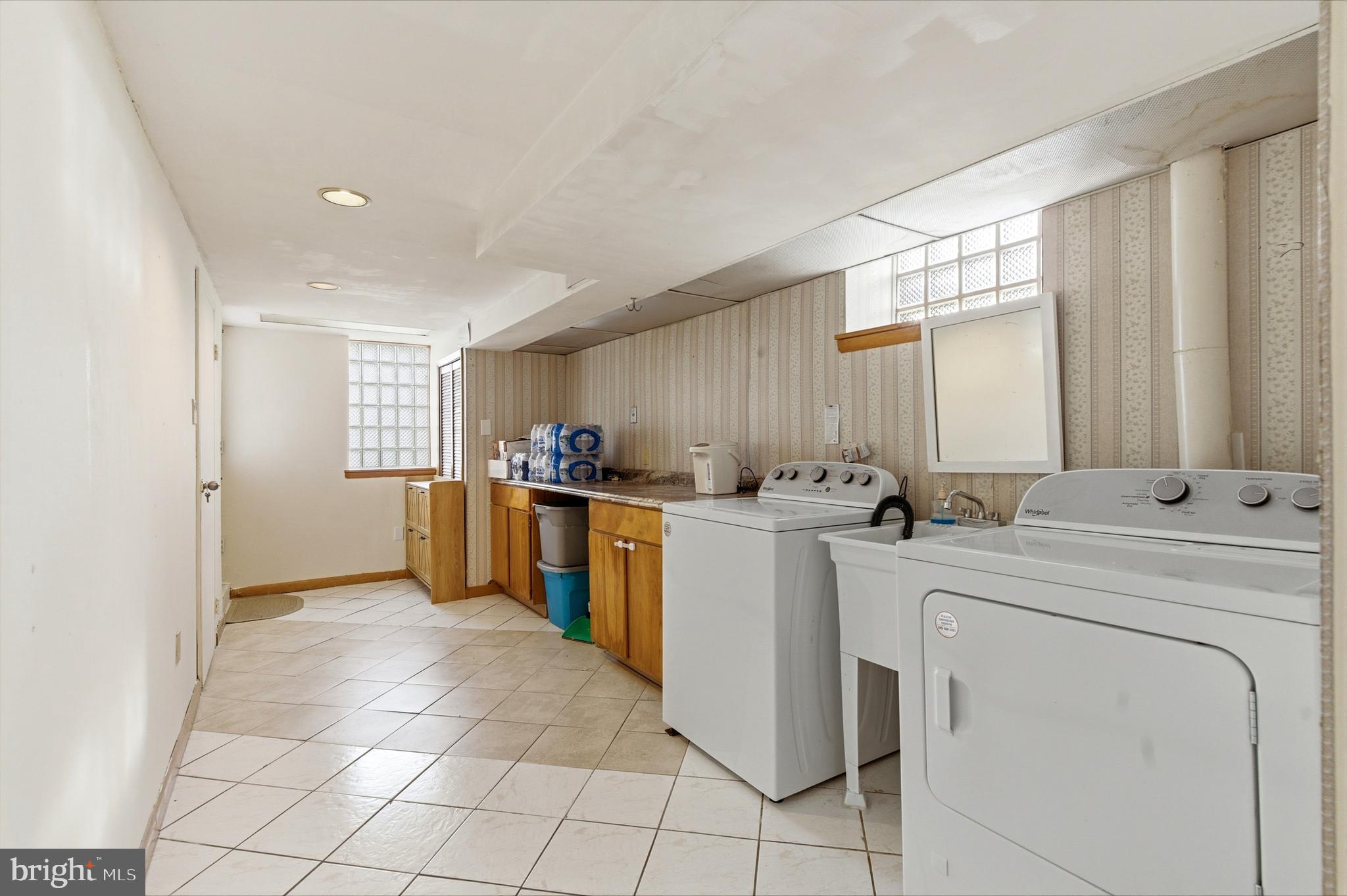 BUSTLETON - Residential