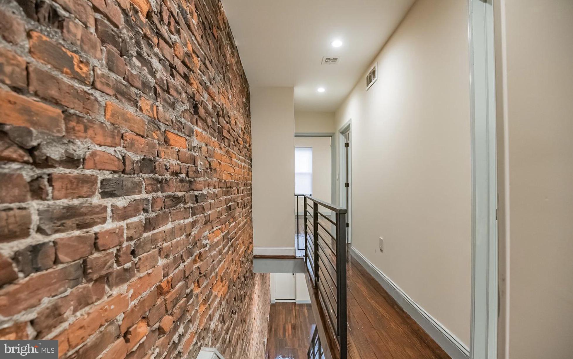 KENSINGTON - Residential