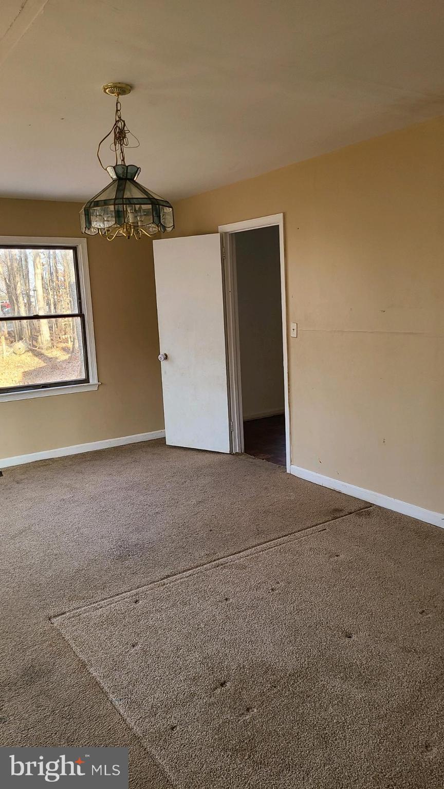 BARNESVILLE OUTSIDE - Land