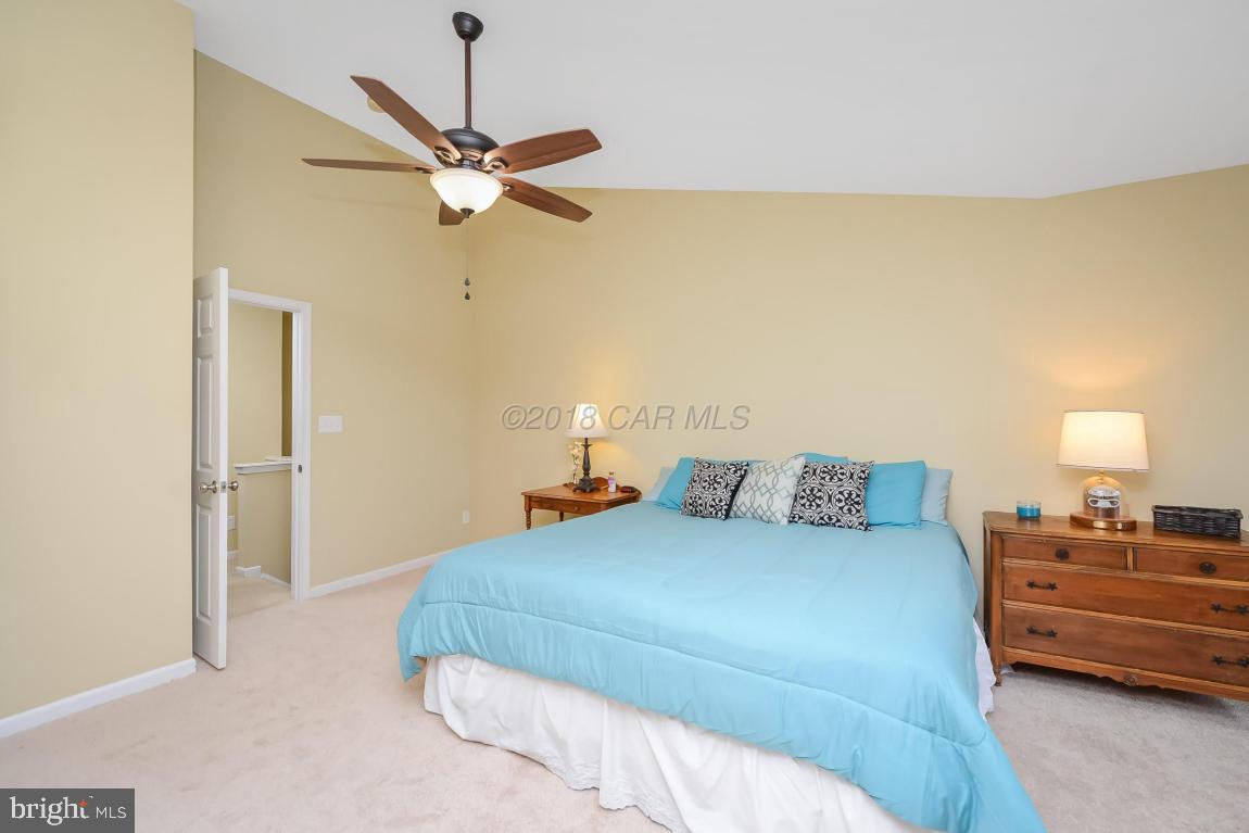 CEDAR COMMONS - Residential