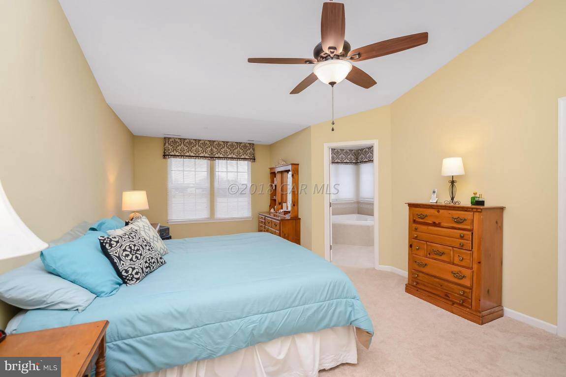 CEDAR COMMONS - Residential