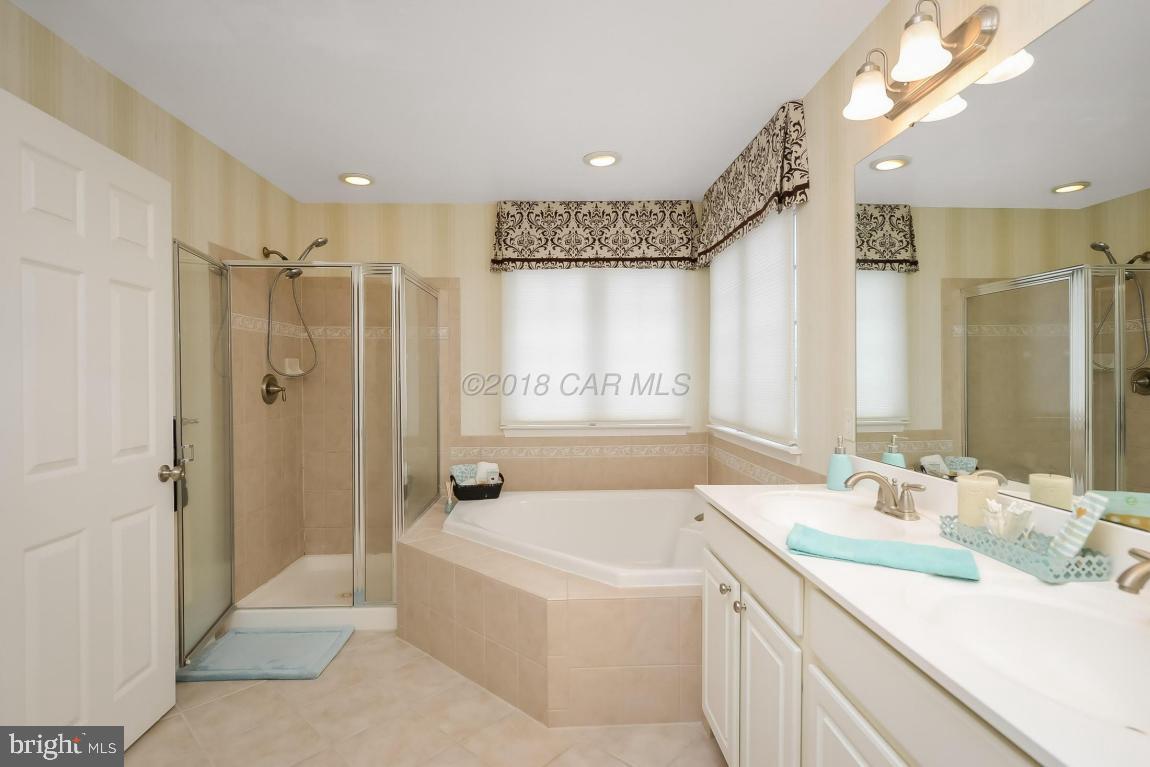 CEDAR COMMONS - Residential