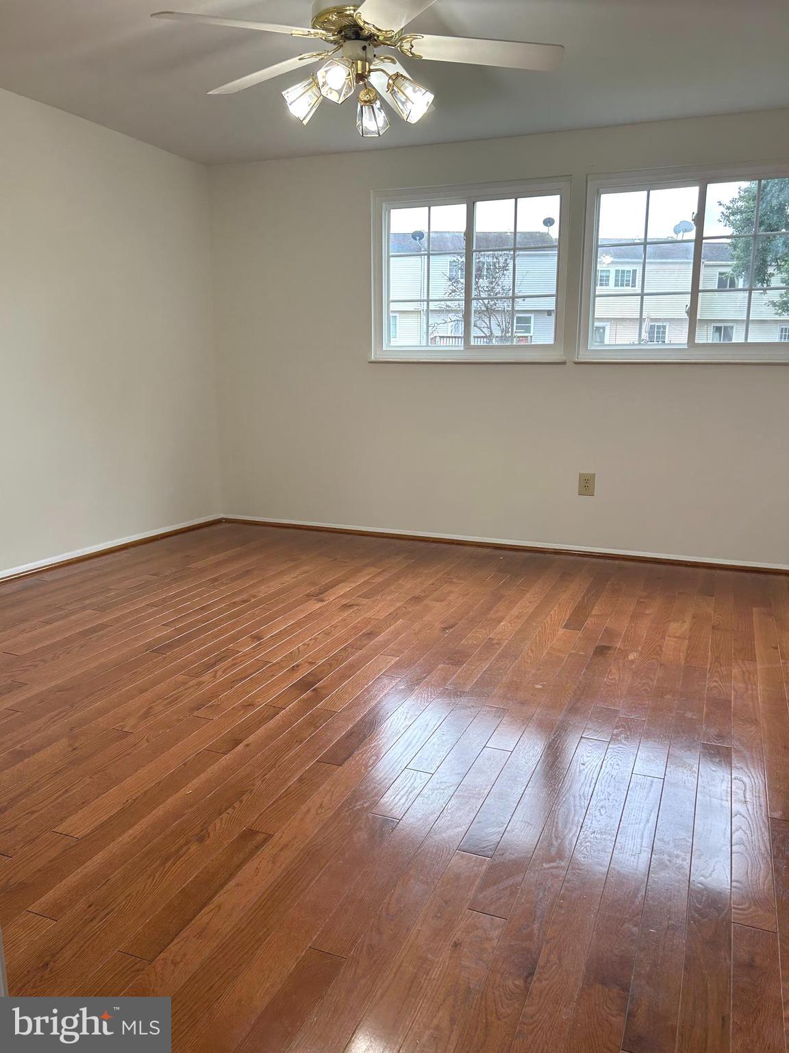 CHARLENE - Residential