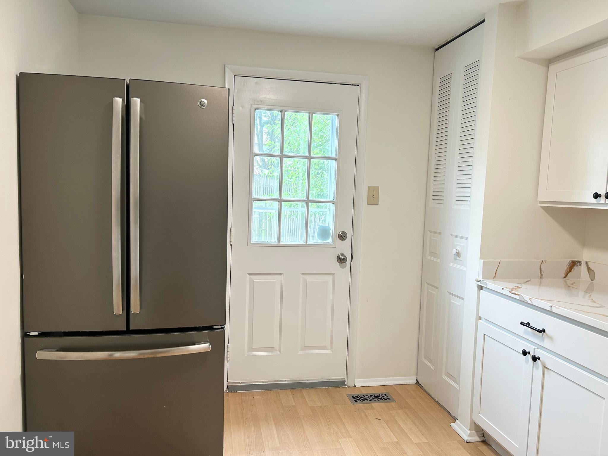 CHARLENE - Residential