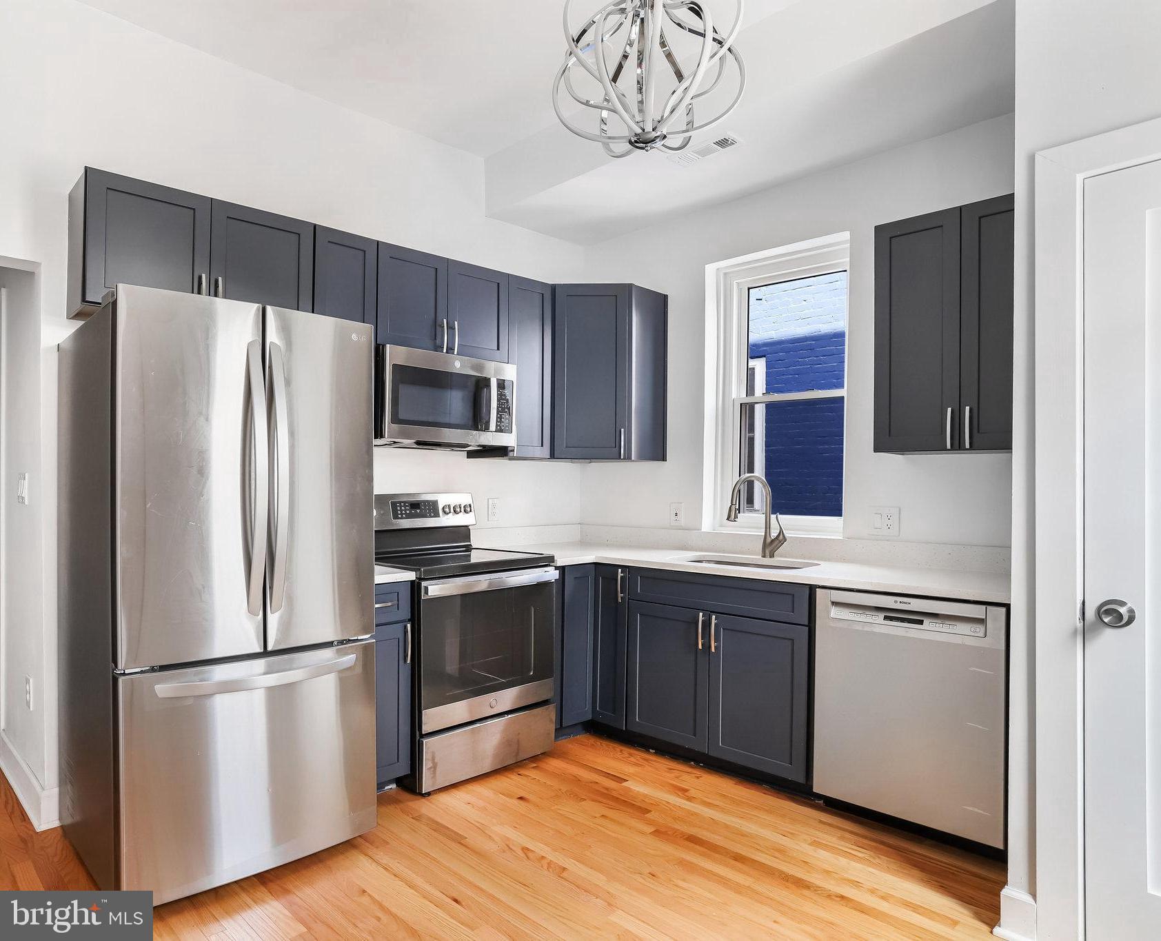 3007 11TH STREET NW